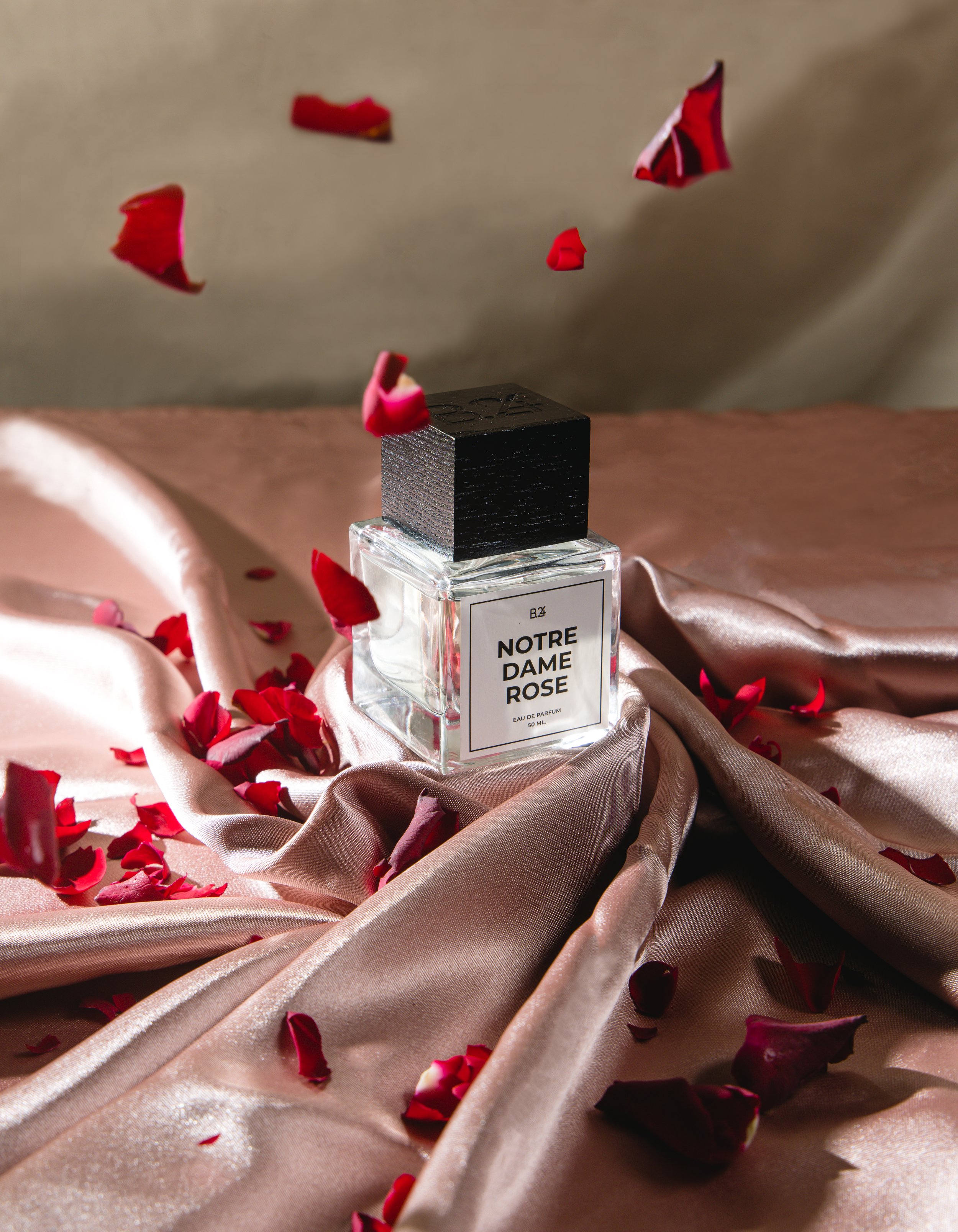 Notre Dame Rose-22.jpg