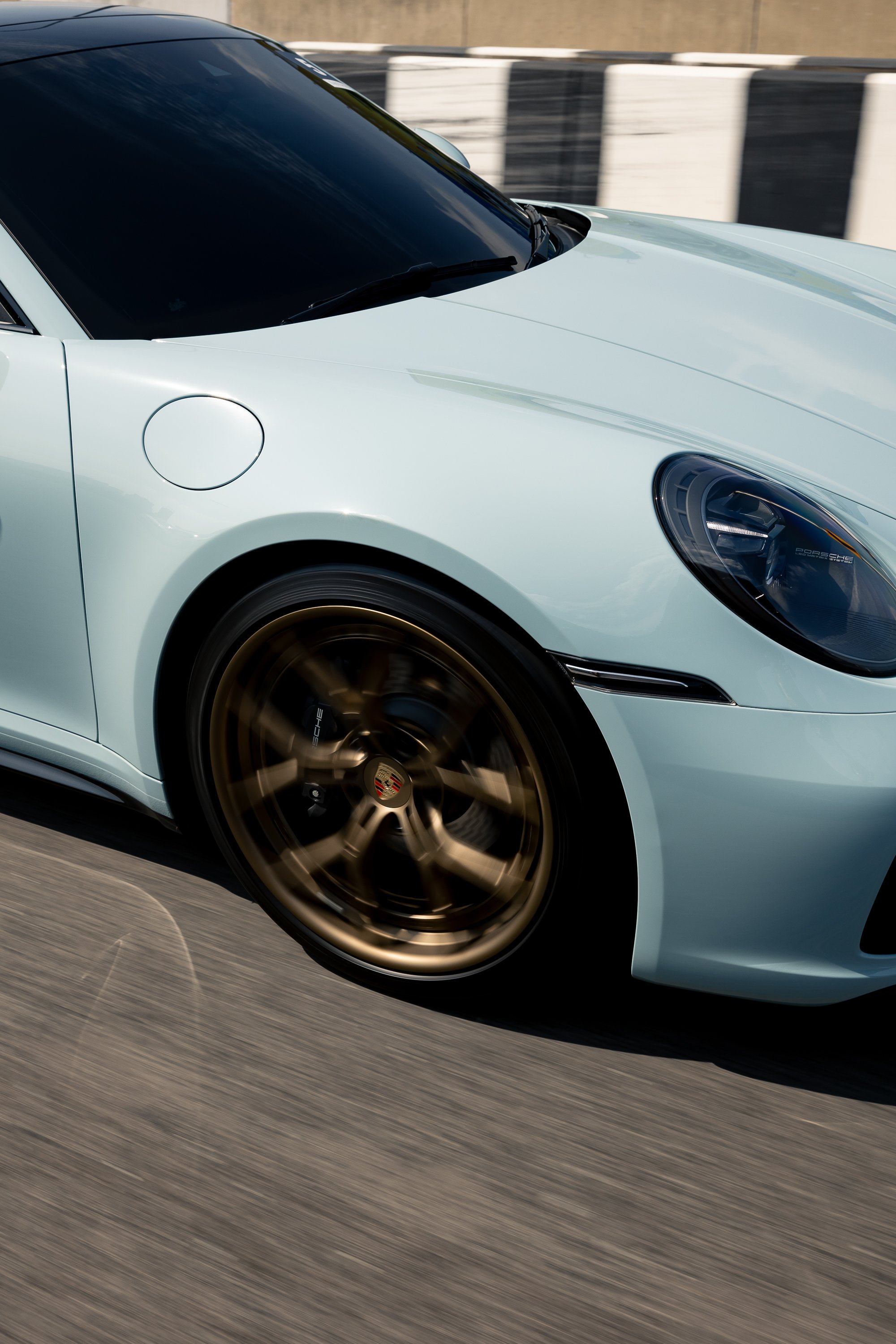 B Autohaus Drive Along The Tuscan Escape