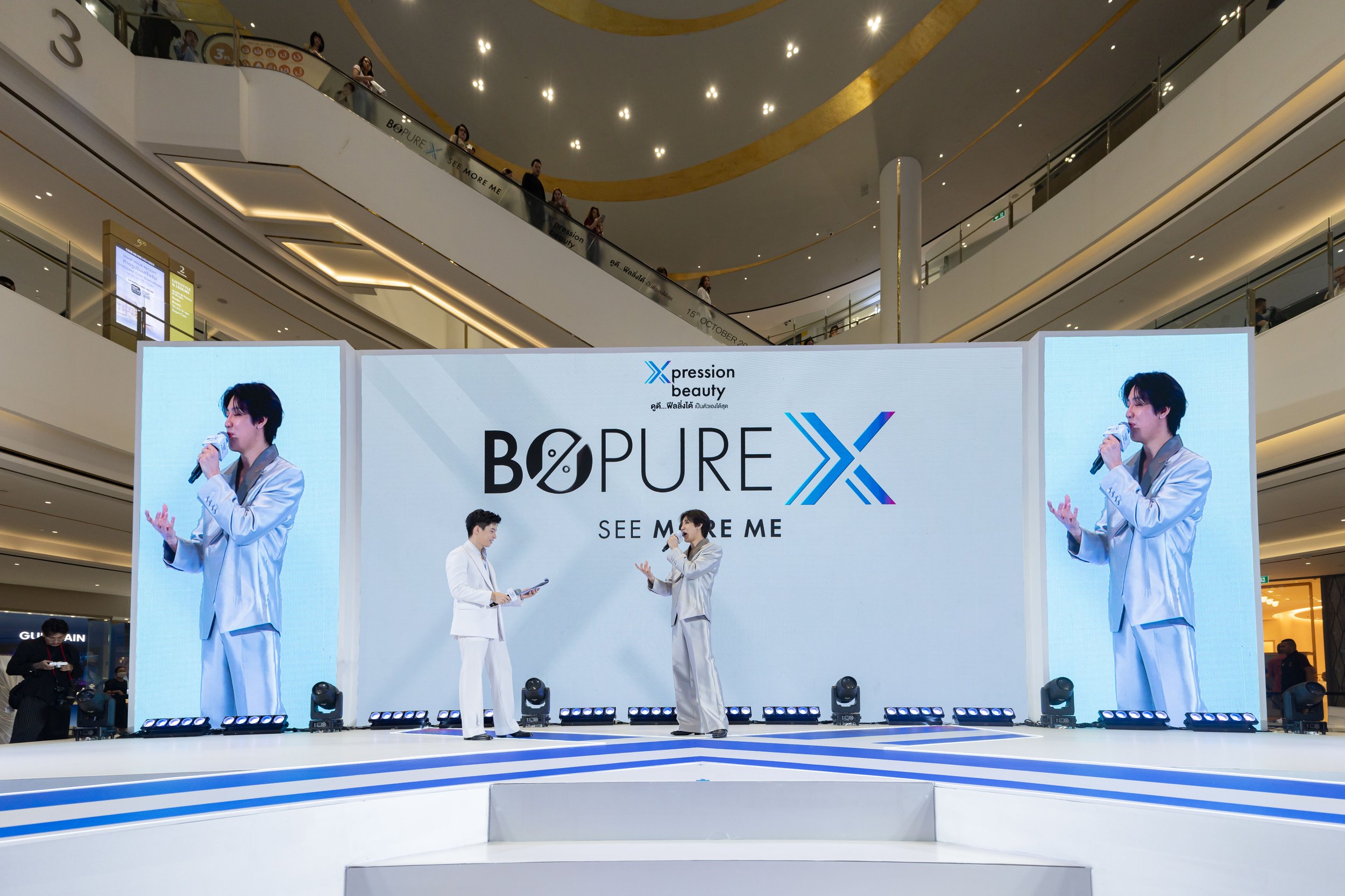 XBA261015-0323.jpg