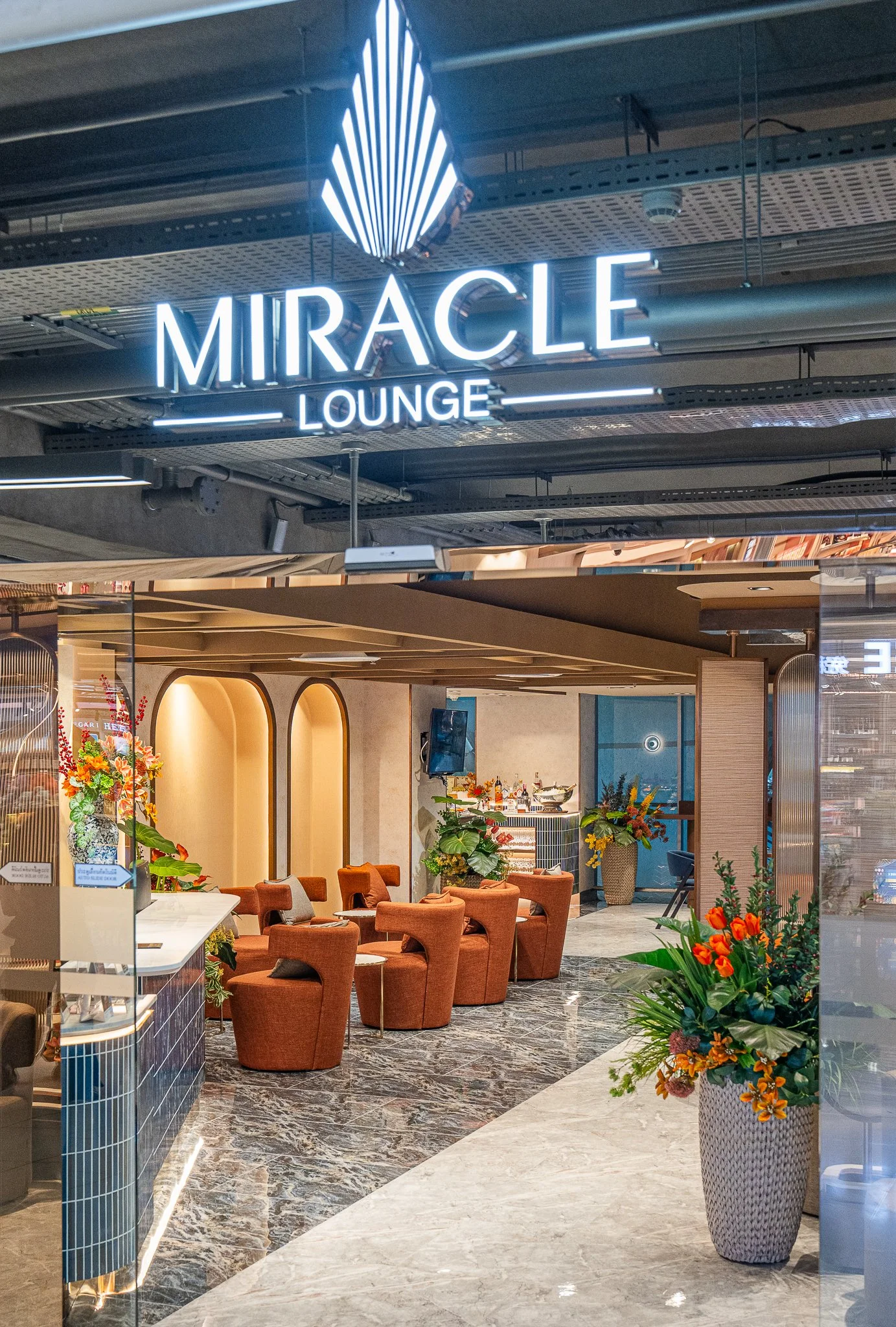 Miracle Lounge