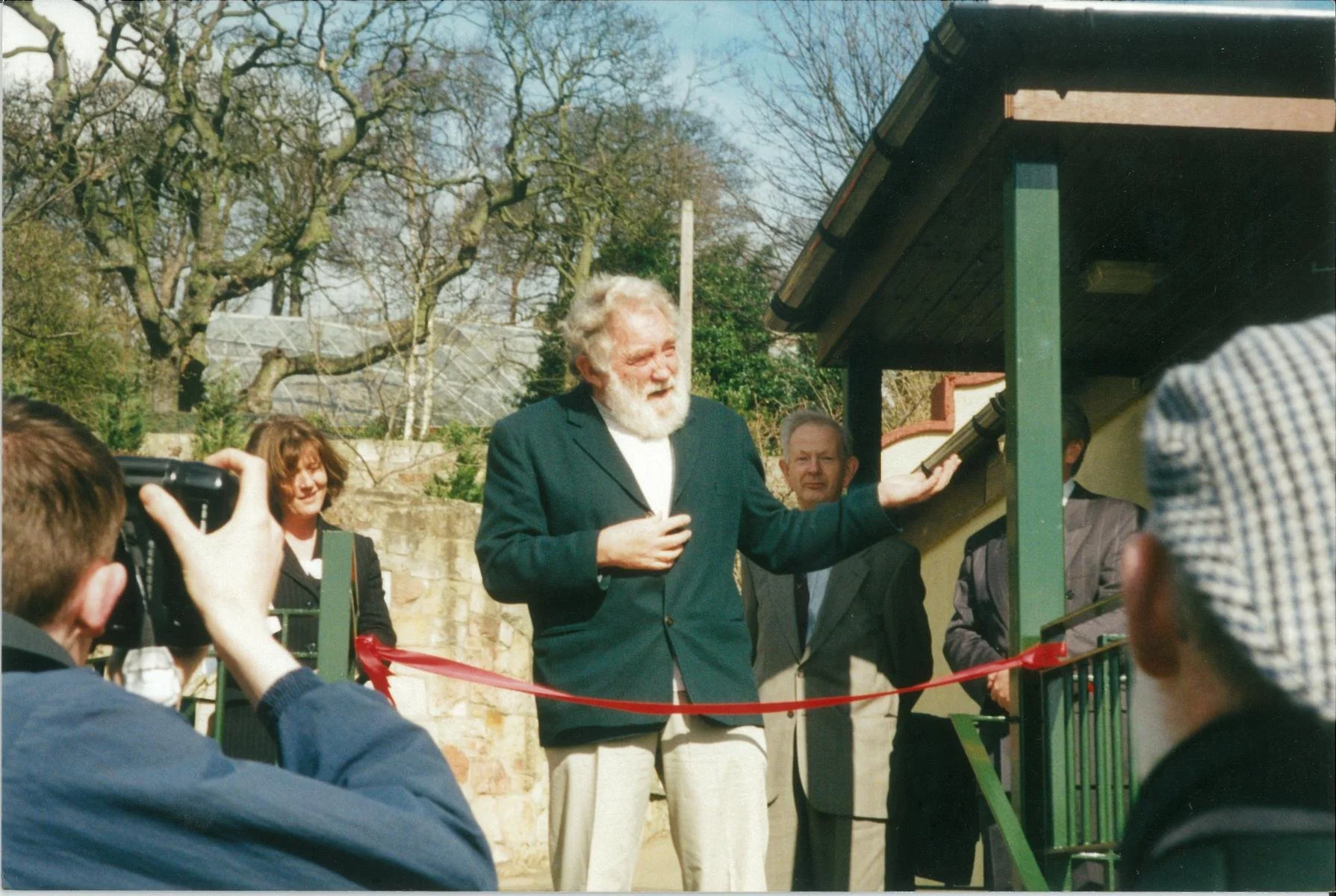 New lion enclosure for Edinburgh Zoo, opened by David Bellamy