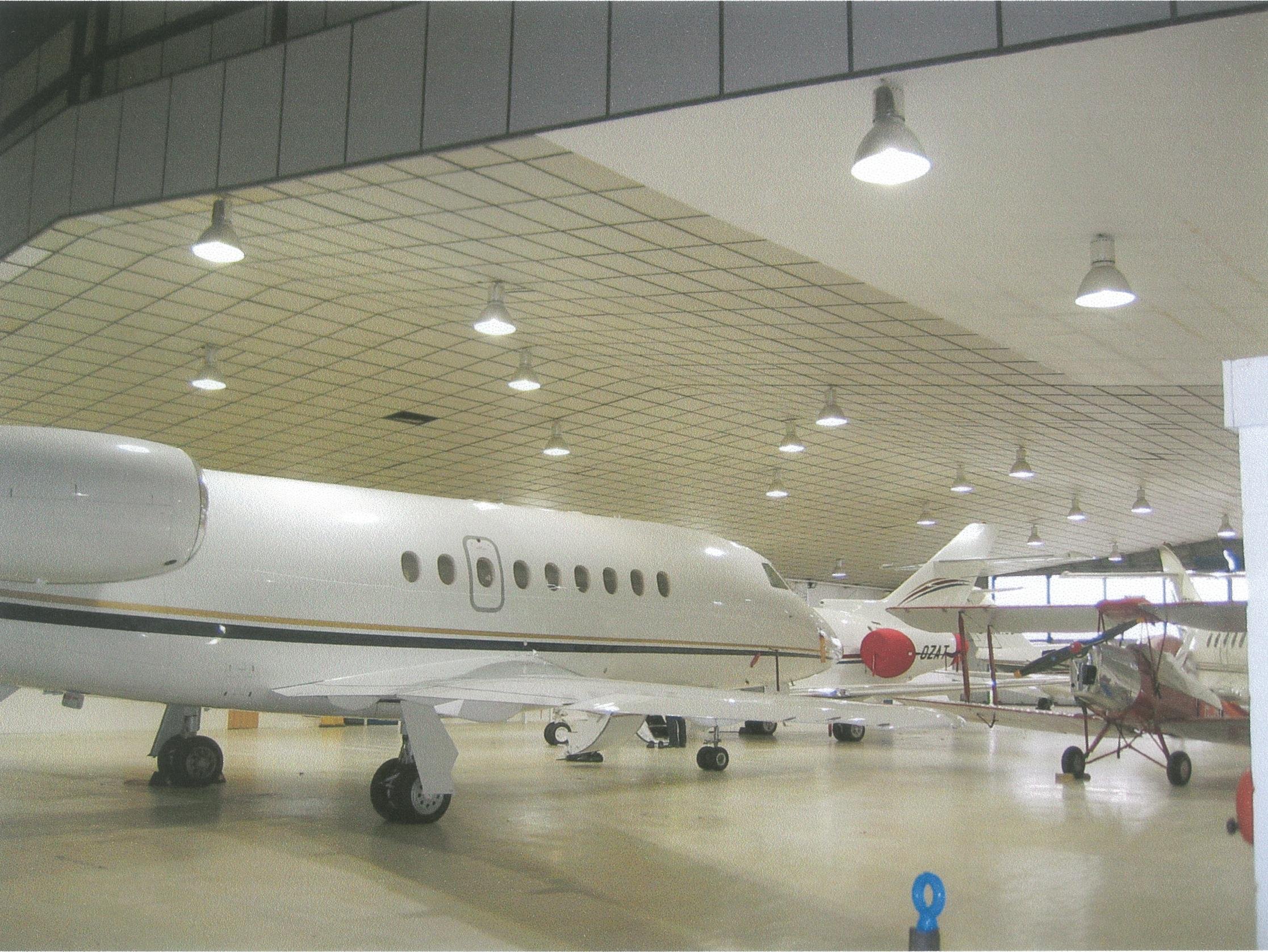 New hangar Oxford Airport