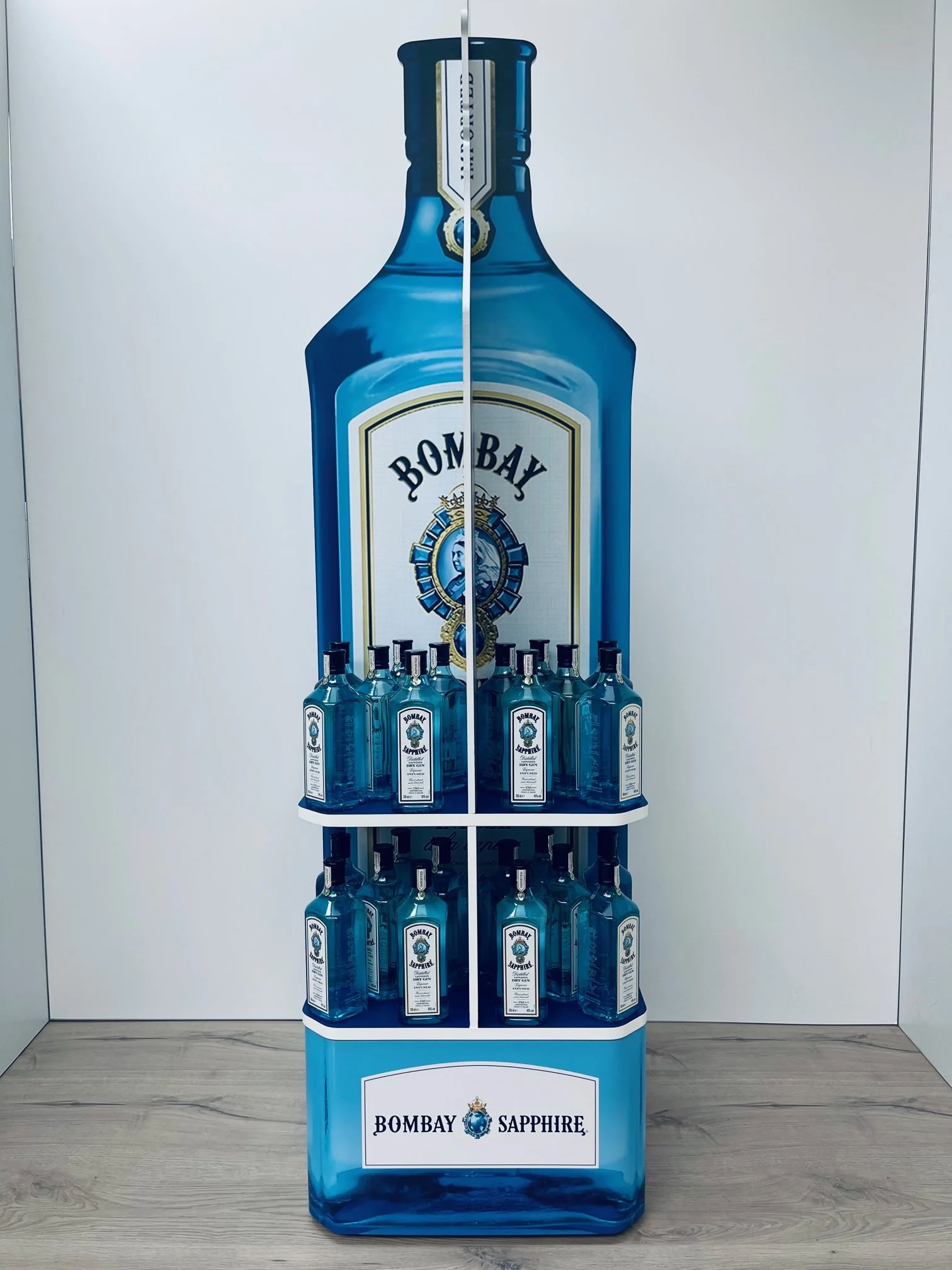 Bombay Sapphire POS View 1 Bottle Layout B.JPG