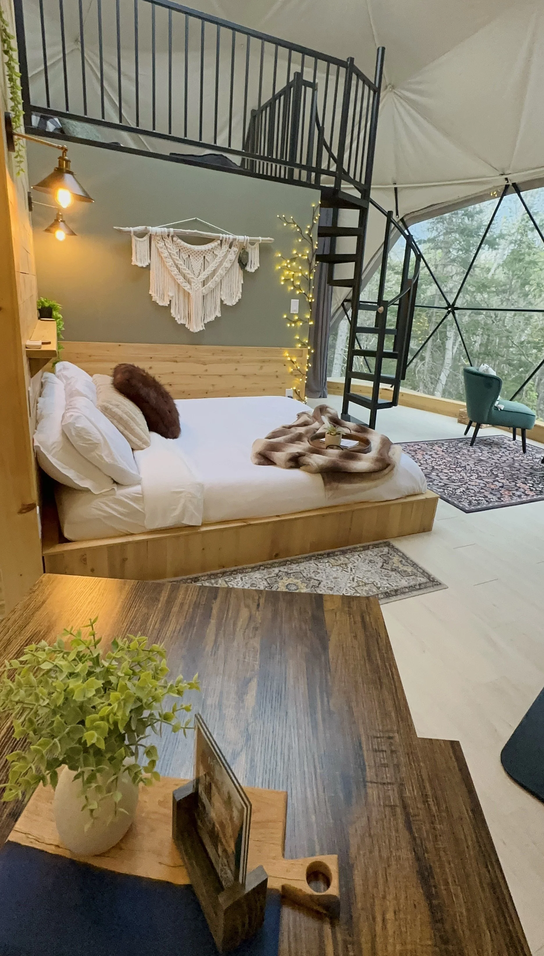 Main floor - King Bed