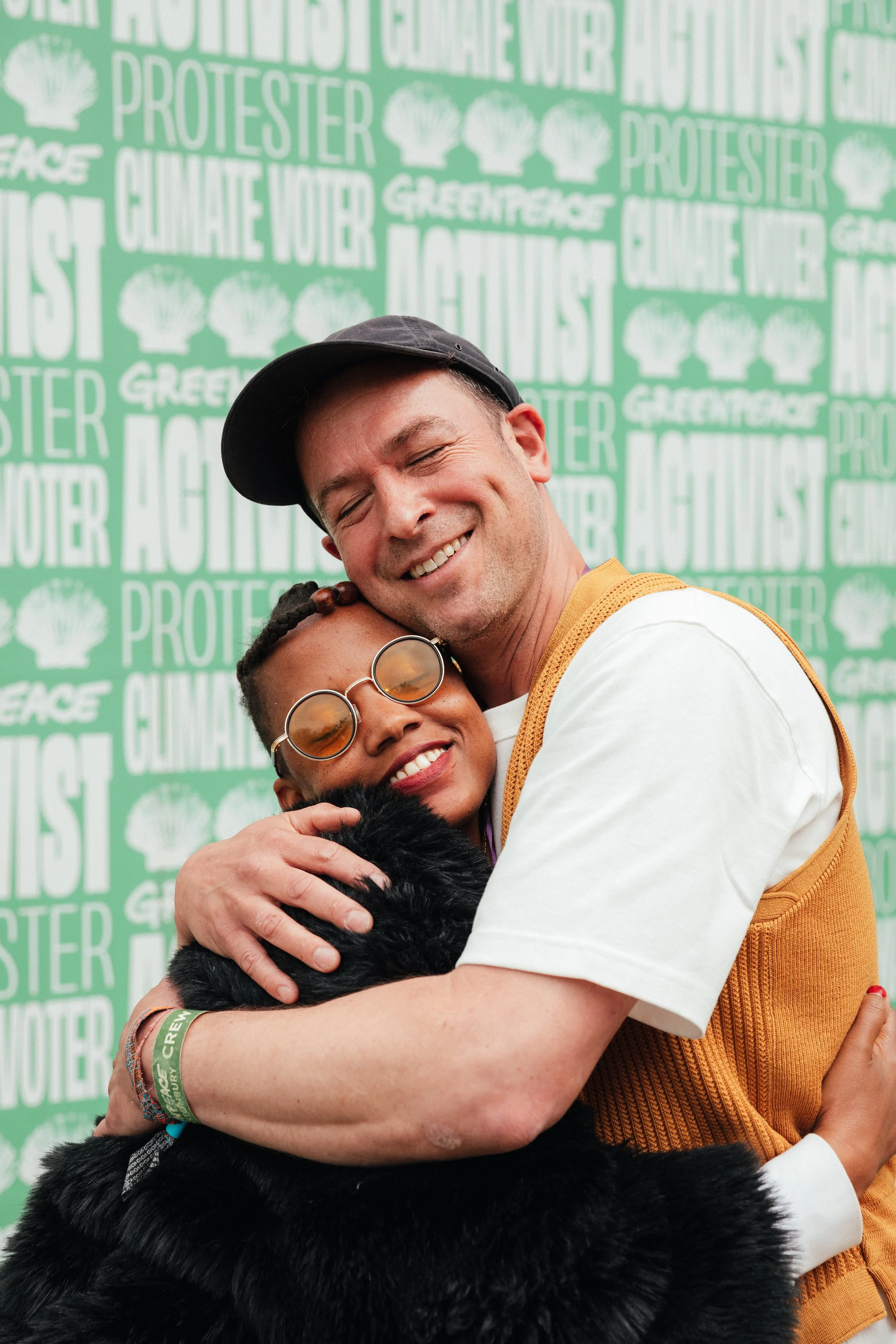 Scissors Glastonbury 24-144.jpg