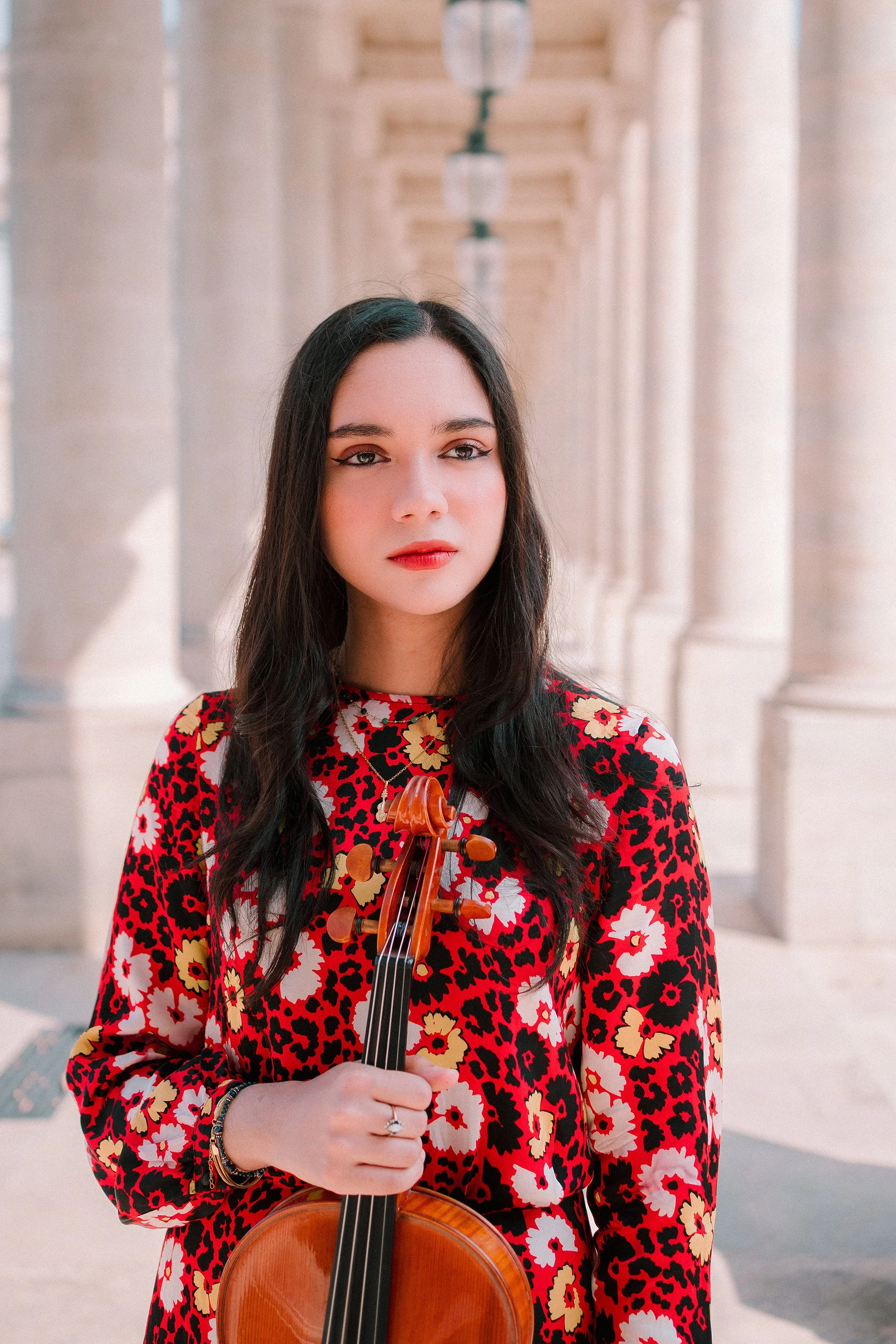 Cassandra-teissedre-violist-paris 10.jpg