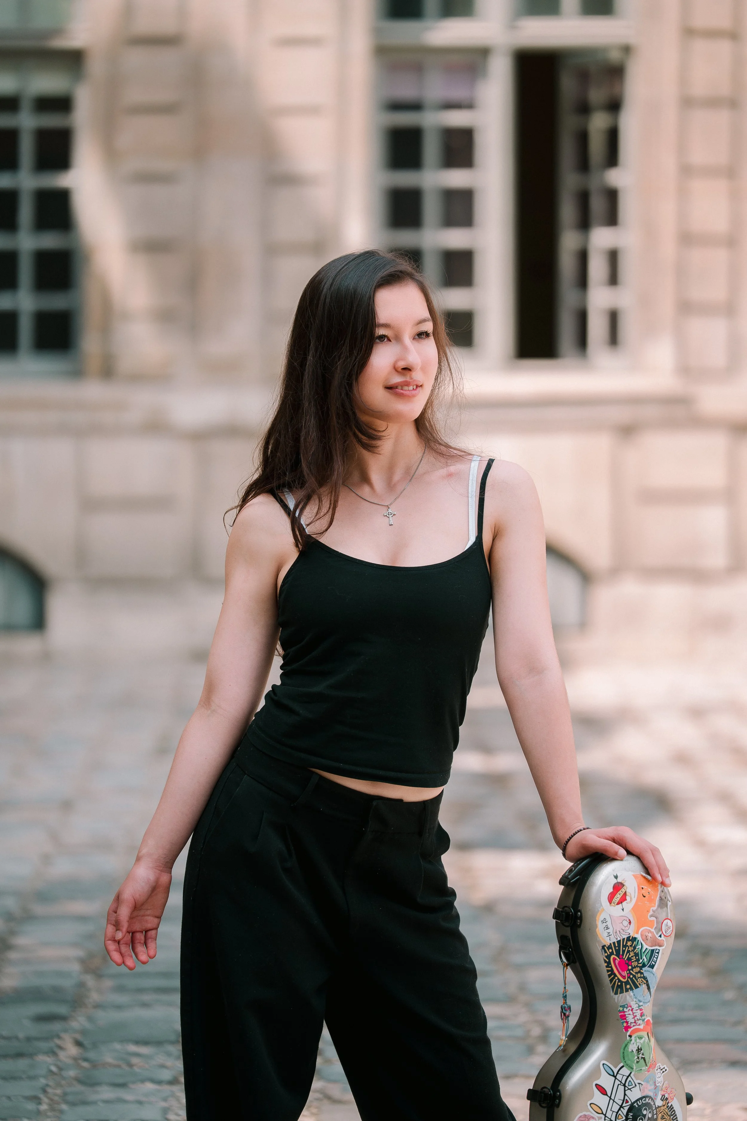 claire-boudreau-canadian-violinist-paris-portrait 14.jpg