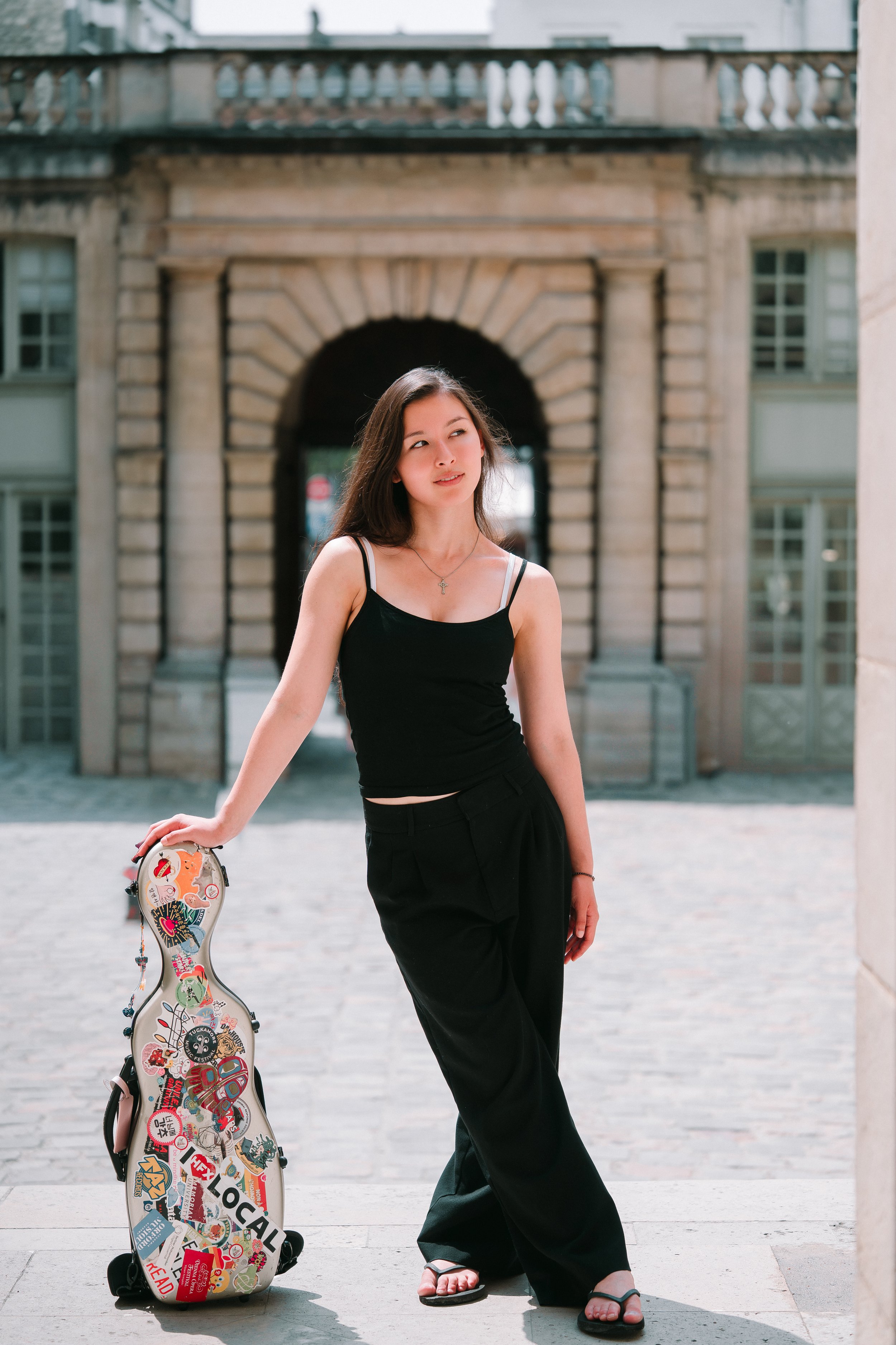claire-boudreau-canadian-violinist-paris-portrait 13.jpg