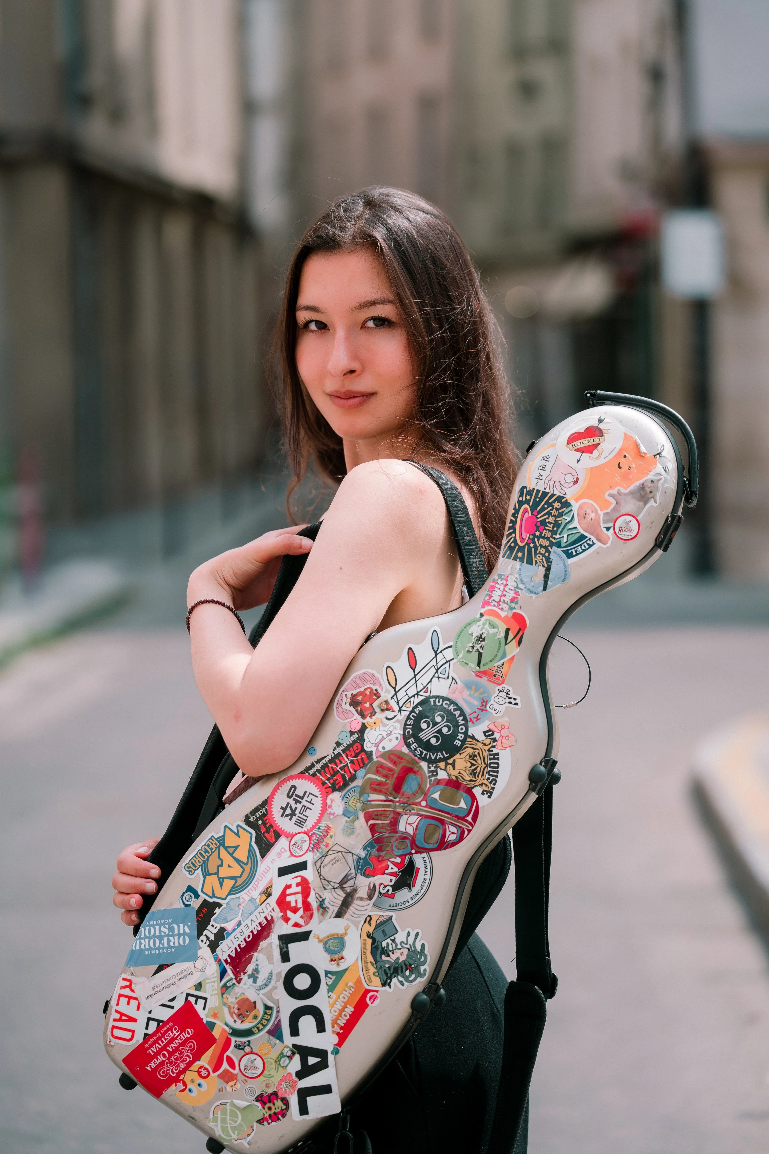 claire-boudreau-canadian-violinist-paris-portrait 15.jpg