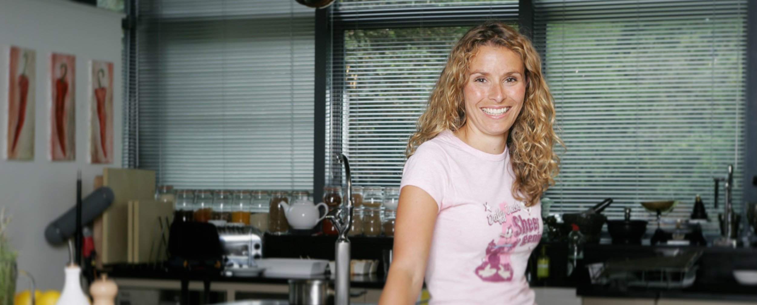 BGR_EP1_GFX_Photo 16_V2.jpg