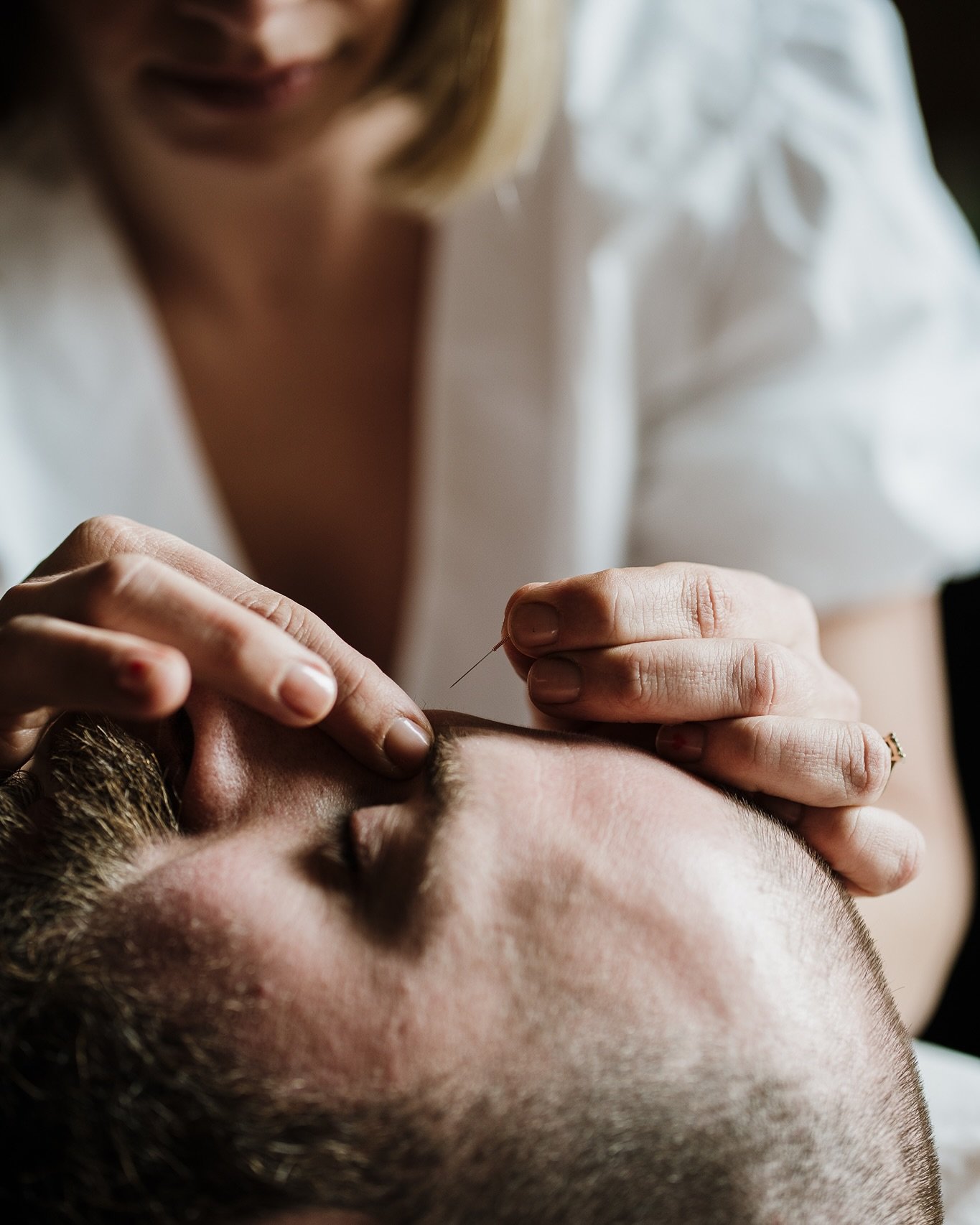 Another stint of me being awful at updating the feed while sinking into the winter slumber, but Spring is upon us &amp; it&rsquo;s time to get kickin&rsquo;

A project from February with @thehealingspacebristol a talented acupuncturist in Bristol. I&