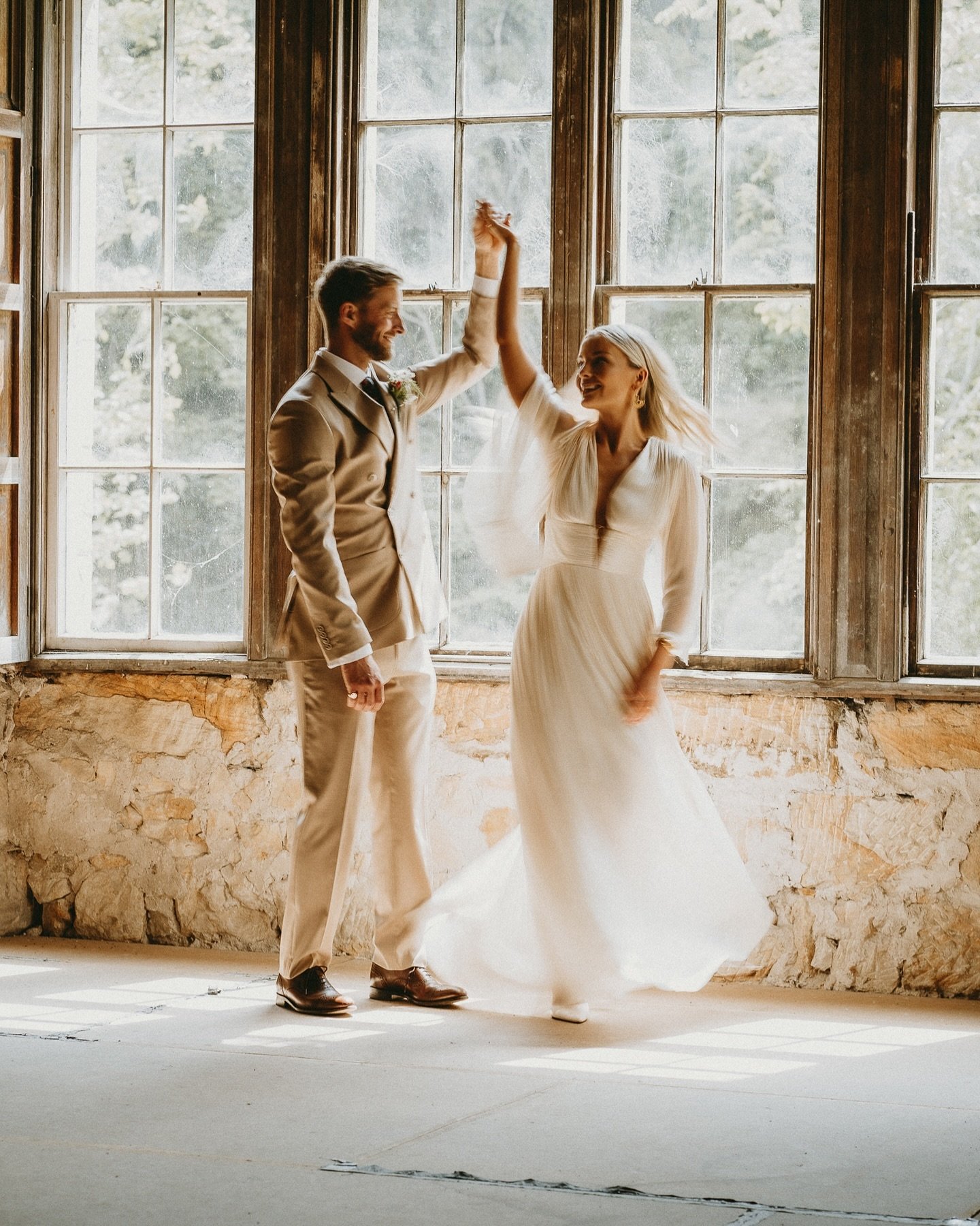 I&rsquo;ve always loved these photos of Jodie &amp; Rupert. Stunning representation of masculine &amp; feminine energies in synchronisation. Strong centred structure of the masculine partnered with the free flowing radiance of the feminine. A pleasur