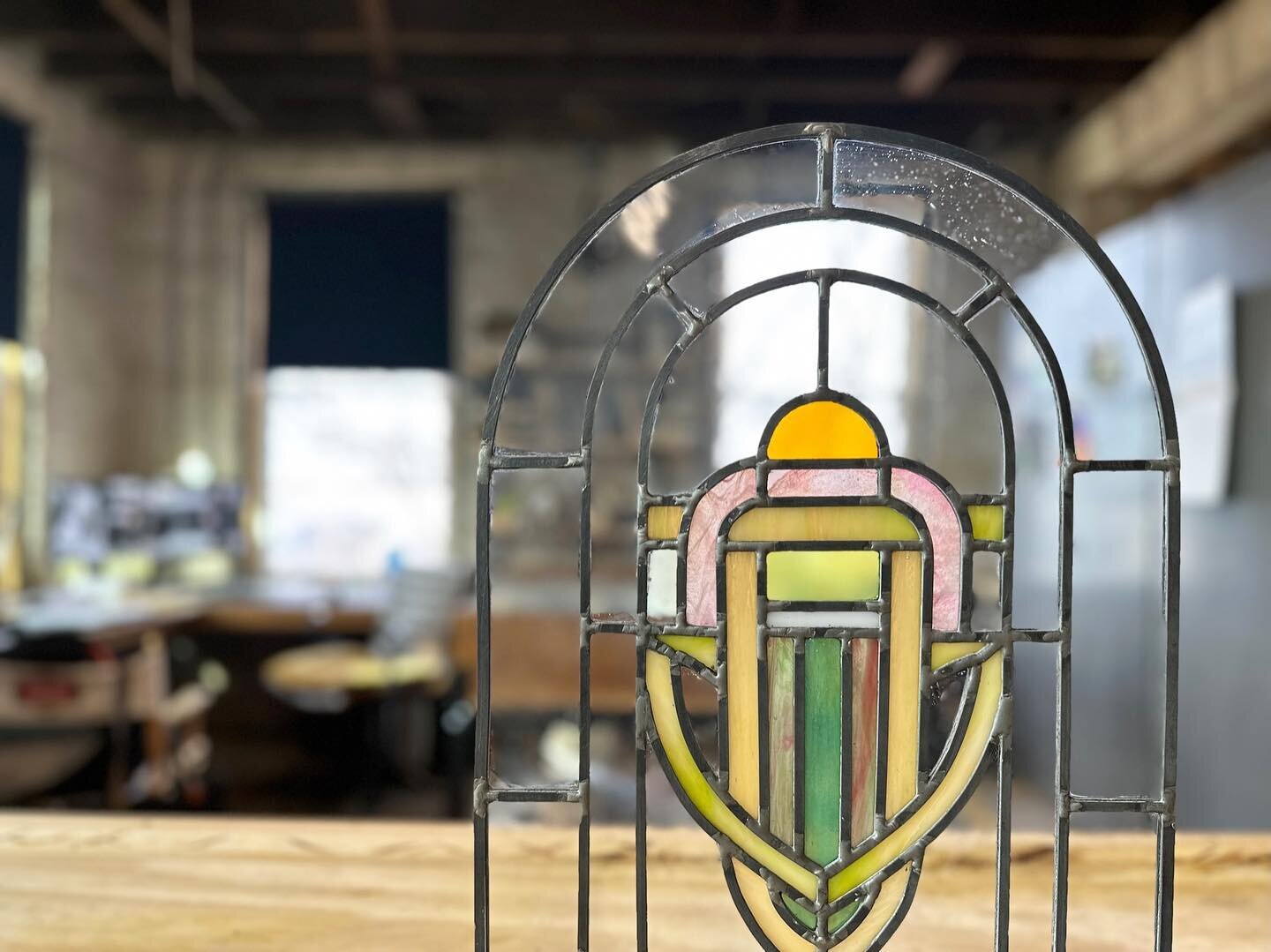 This art deco inspired piece will be up for auction at Saint Mary&rsquo;s roaring 20&rsquo;s themed annual Gala this weekend! 

#stainedglass #customstainedglass #columbusohio #germanvillage #saintmarysschool