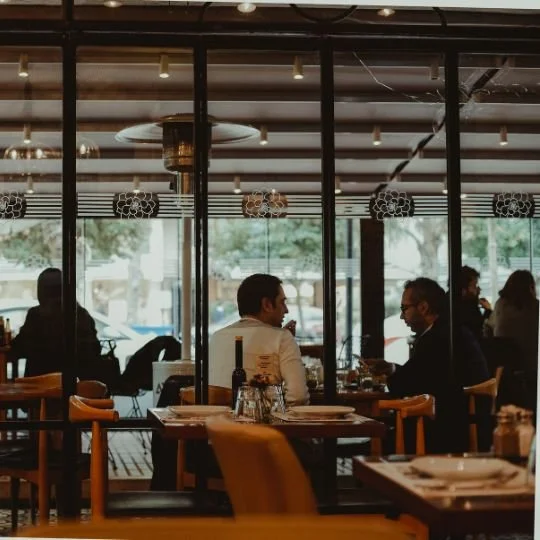 How Your Target Market Informs Your Restaurant Marketing Plan – With Examples