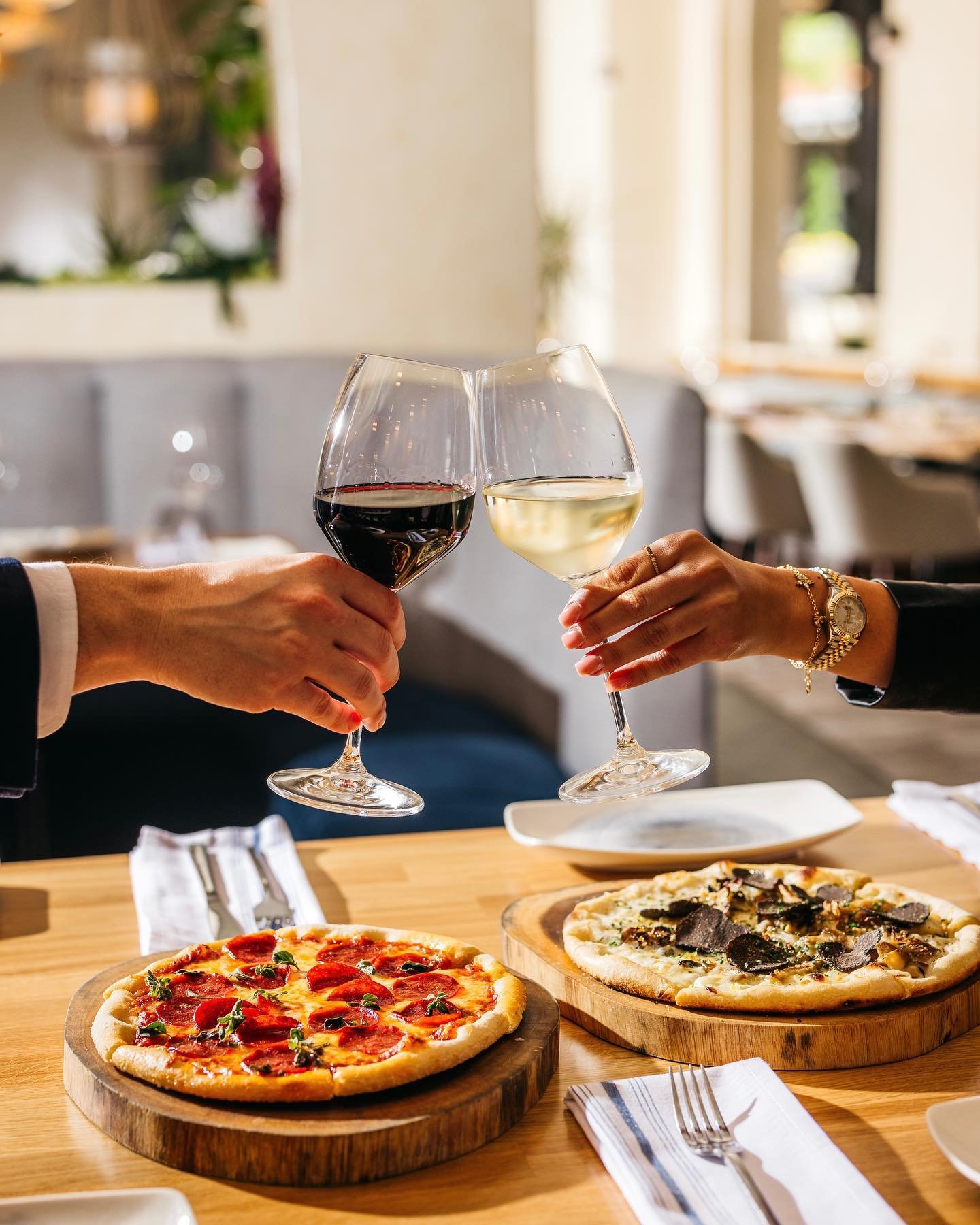 Cheers to all day Happy Hour at Lyla 🥂

Enjoy half-priced pizzas &amp; $7 glasses of wine 🌿