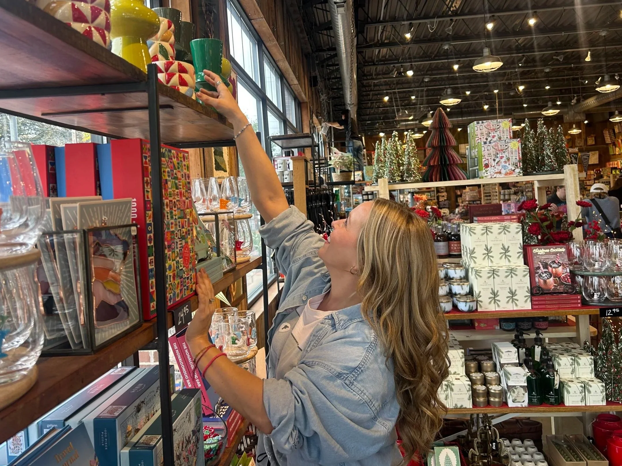 Merchandiser on the floor