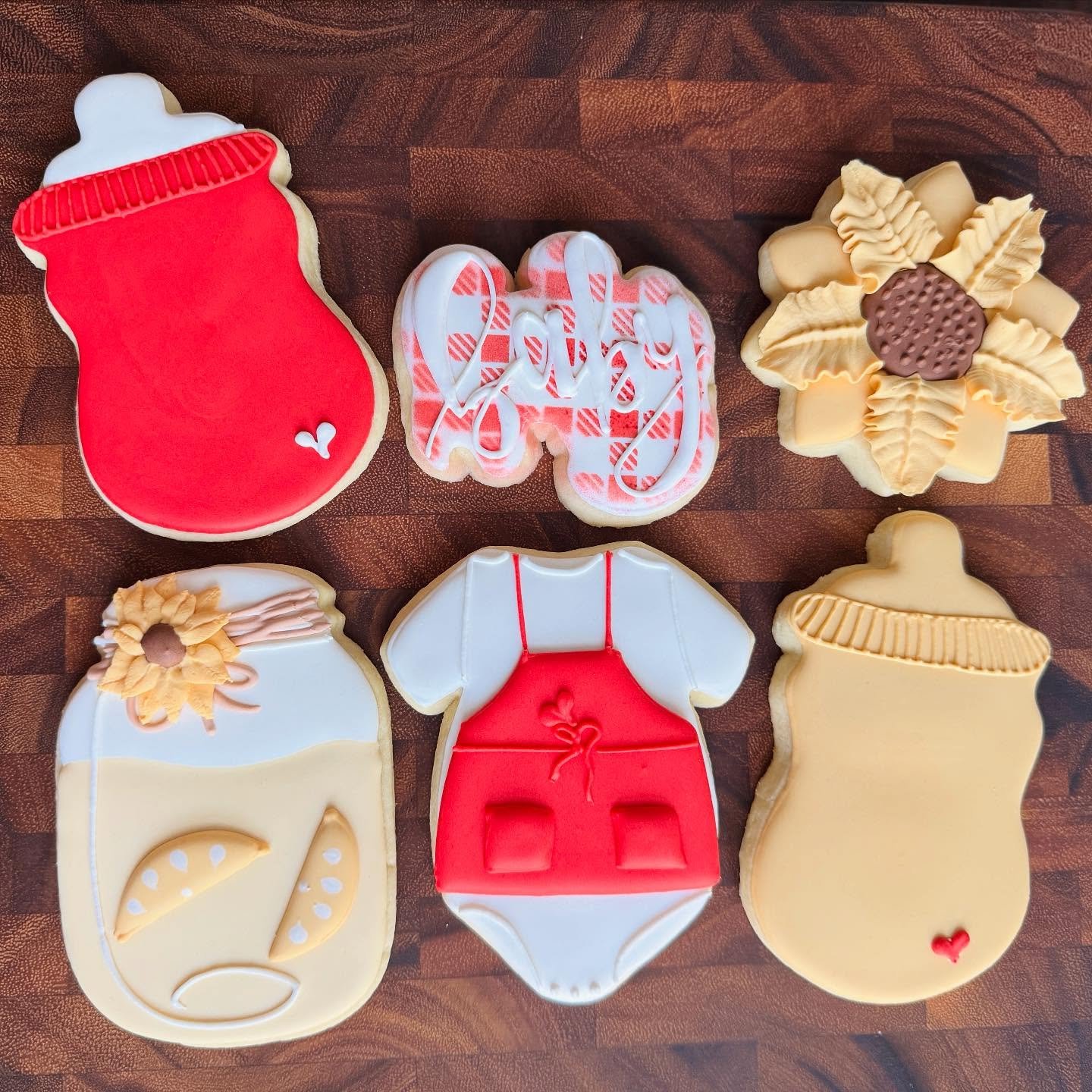 It’s a Baby-Que 🤩
These super cute cookies were actually part of a charcookie box that I did not take a picture of unfortunately, but it was full of fun, summery flavored cookies and treats!
Message me to create custom cookies for your next
