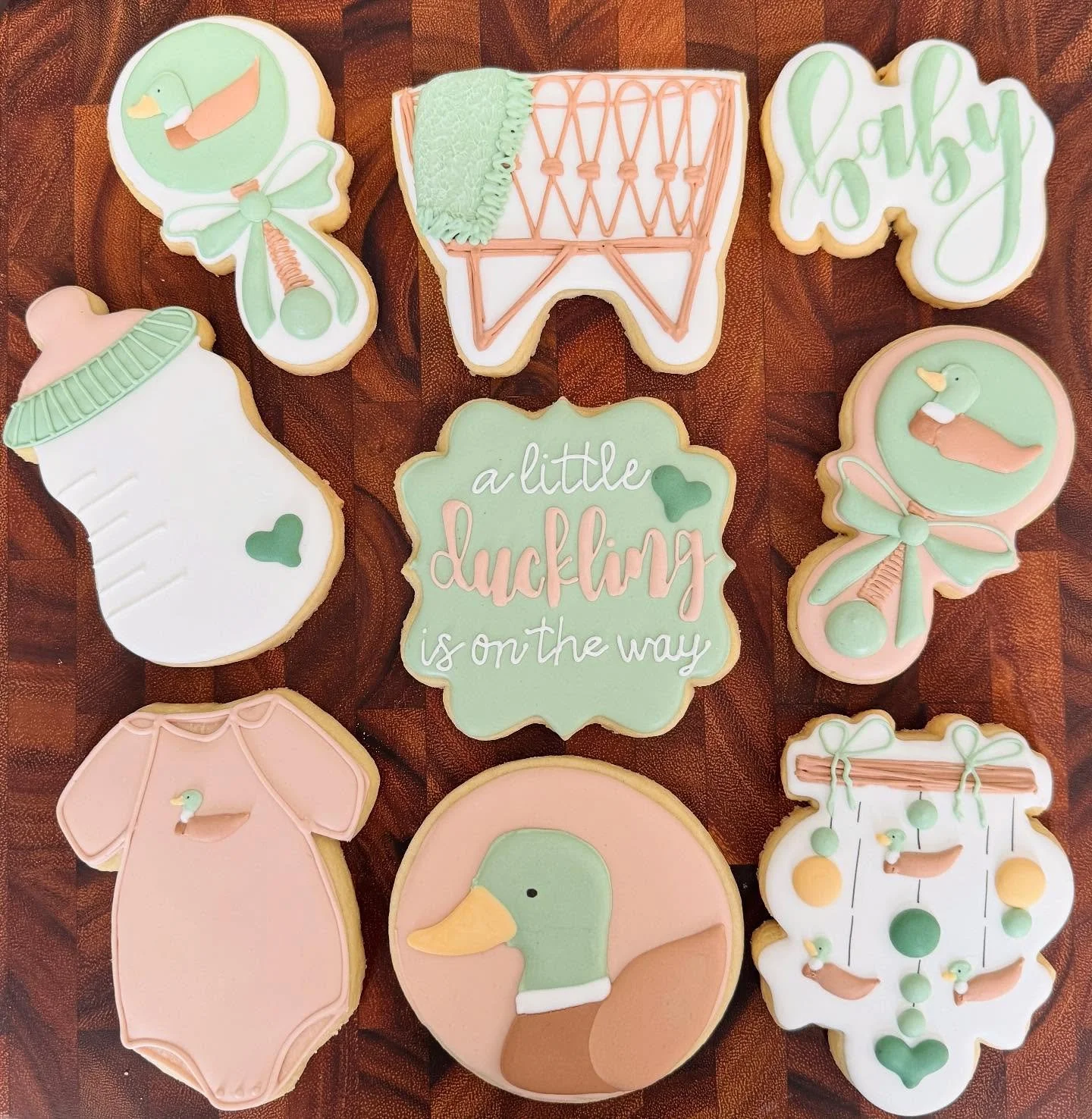 A lil’ ducking is on the way!! 🦆
Happy baby shower!!!
#saltedsweetsbykeely
#ForTheLoveOfCookies
#fortheloveofbabies
