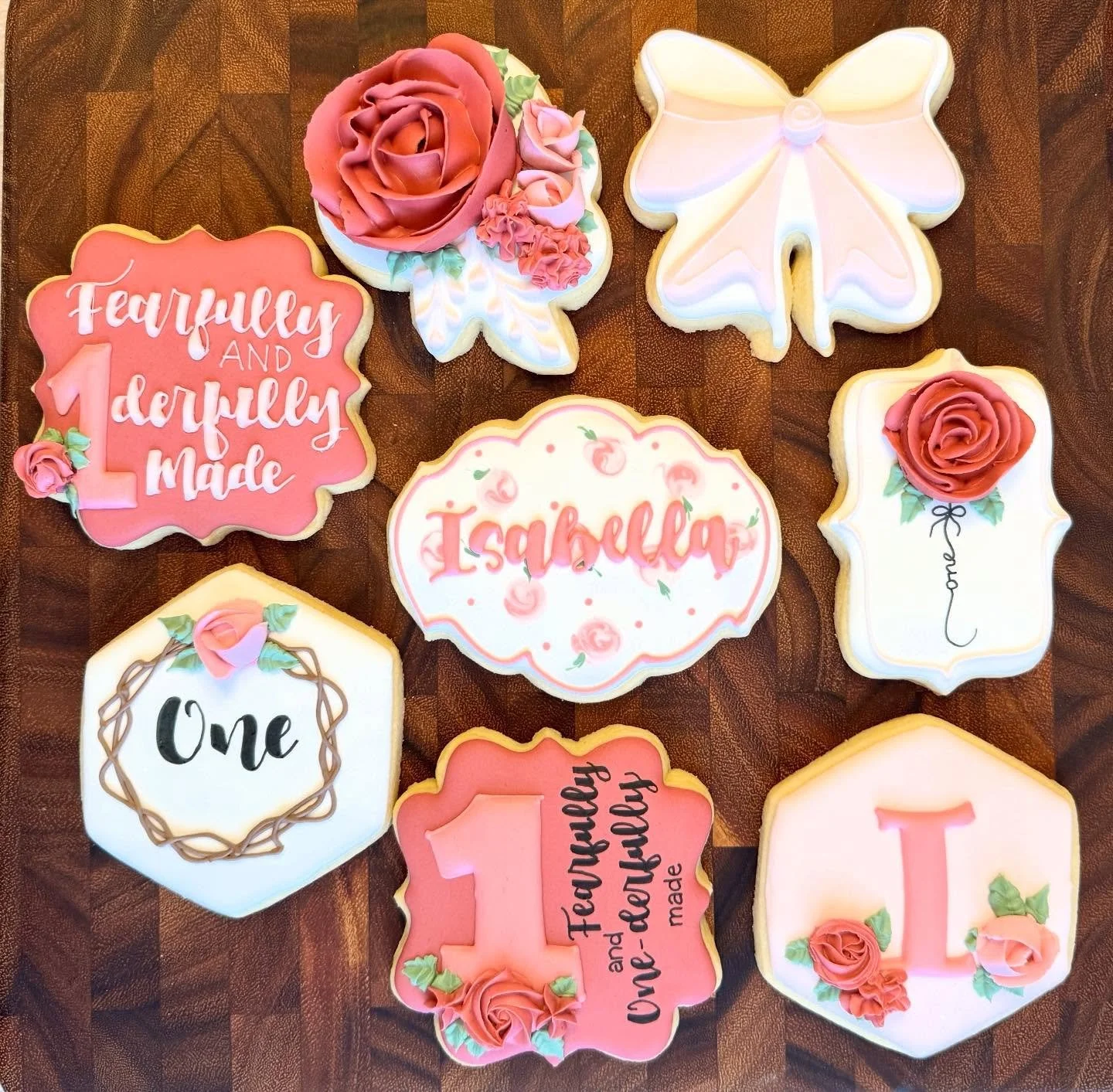 Happy birthday, Isabella! 

#saltedsweetsbykeely
#woodstockgabaker
#localcookier
#ForTheLoveOfCookies
#fortheloveofbabies