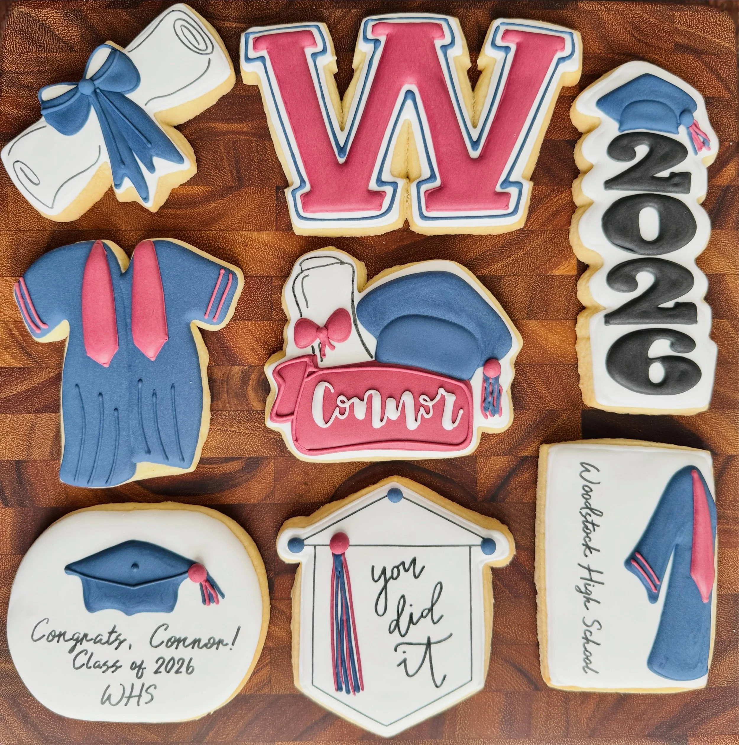 A Battle of Towne Lake, but with cookies!! Congratulations to the graduates! 🎓

It is never too early to book these big events&hellip;my baking calendar was full by the first of April this year. I am sorry to those who reached out that I couldn&rsqu