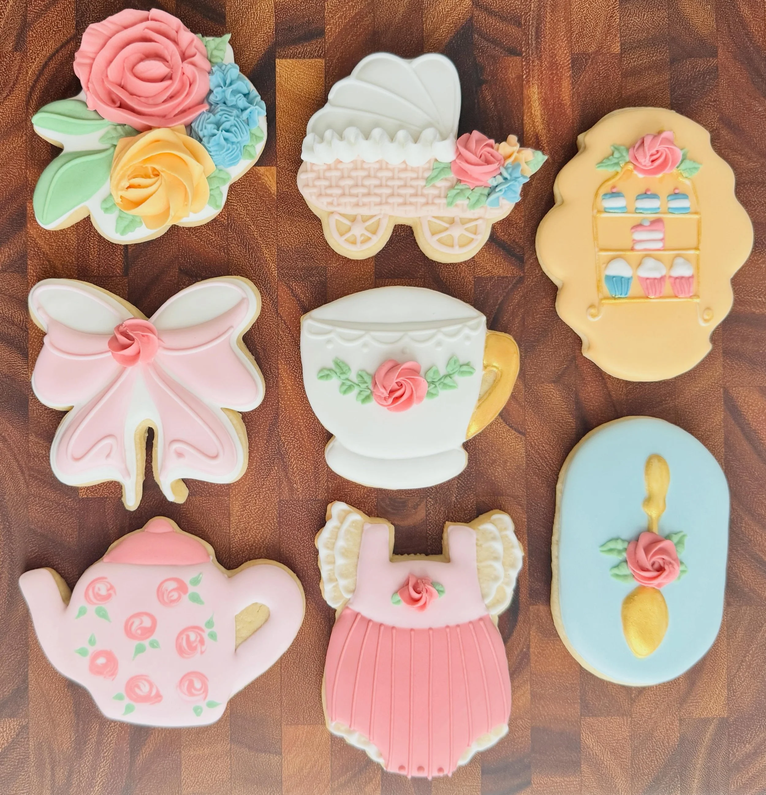 A sweet little tea party to celebrate a precious baby girl who will make her debut soon! 💕

If you have a special occasion that needs custom cookies, let me know! I would love to design something just for you!

#saltedsweetsbykeely
#woodstockgabaker