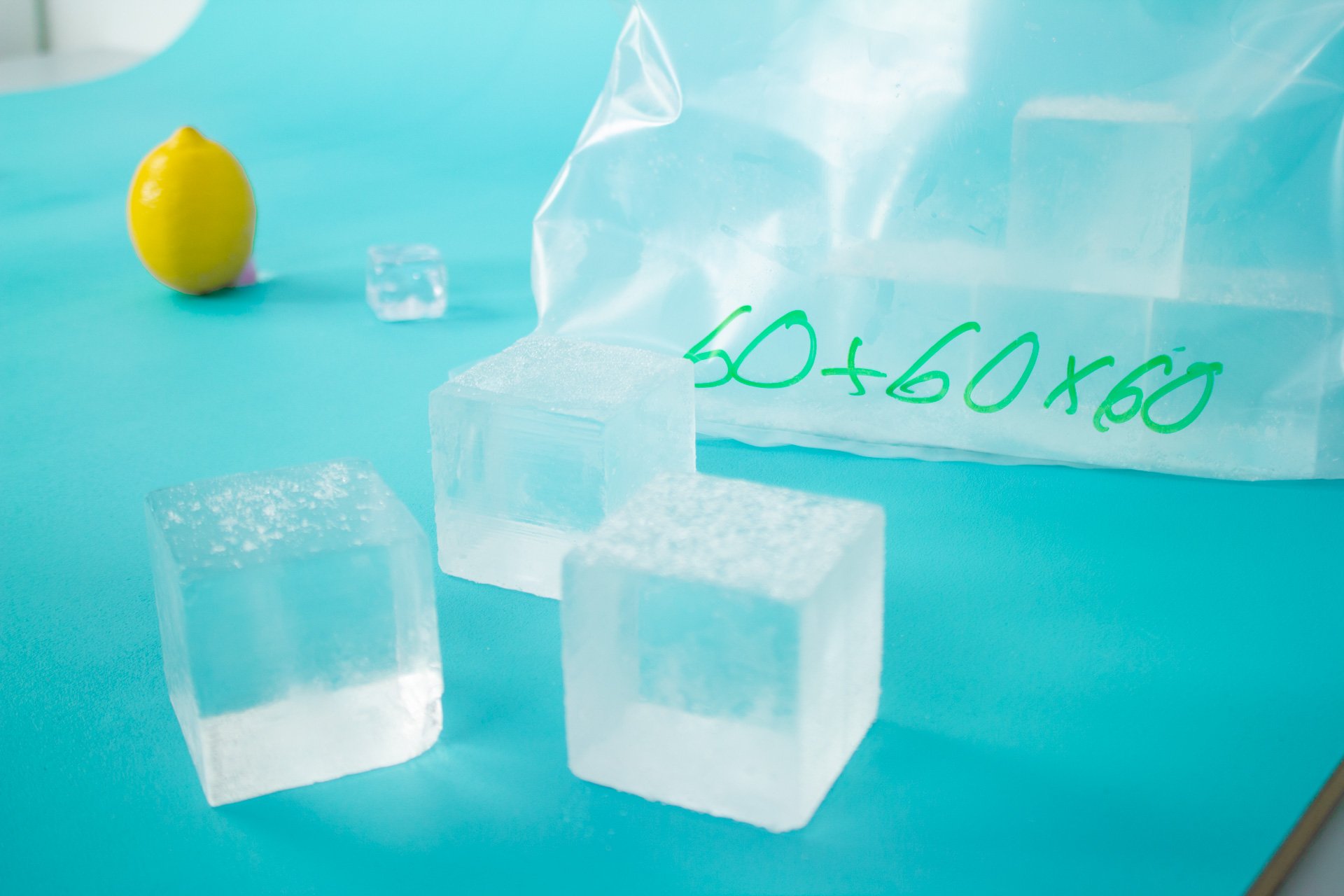 ice_cube_11.jpg