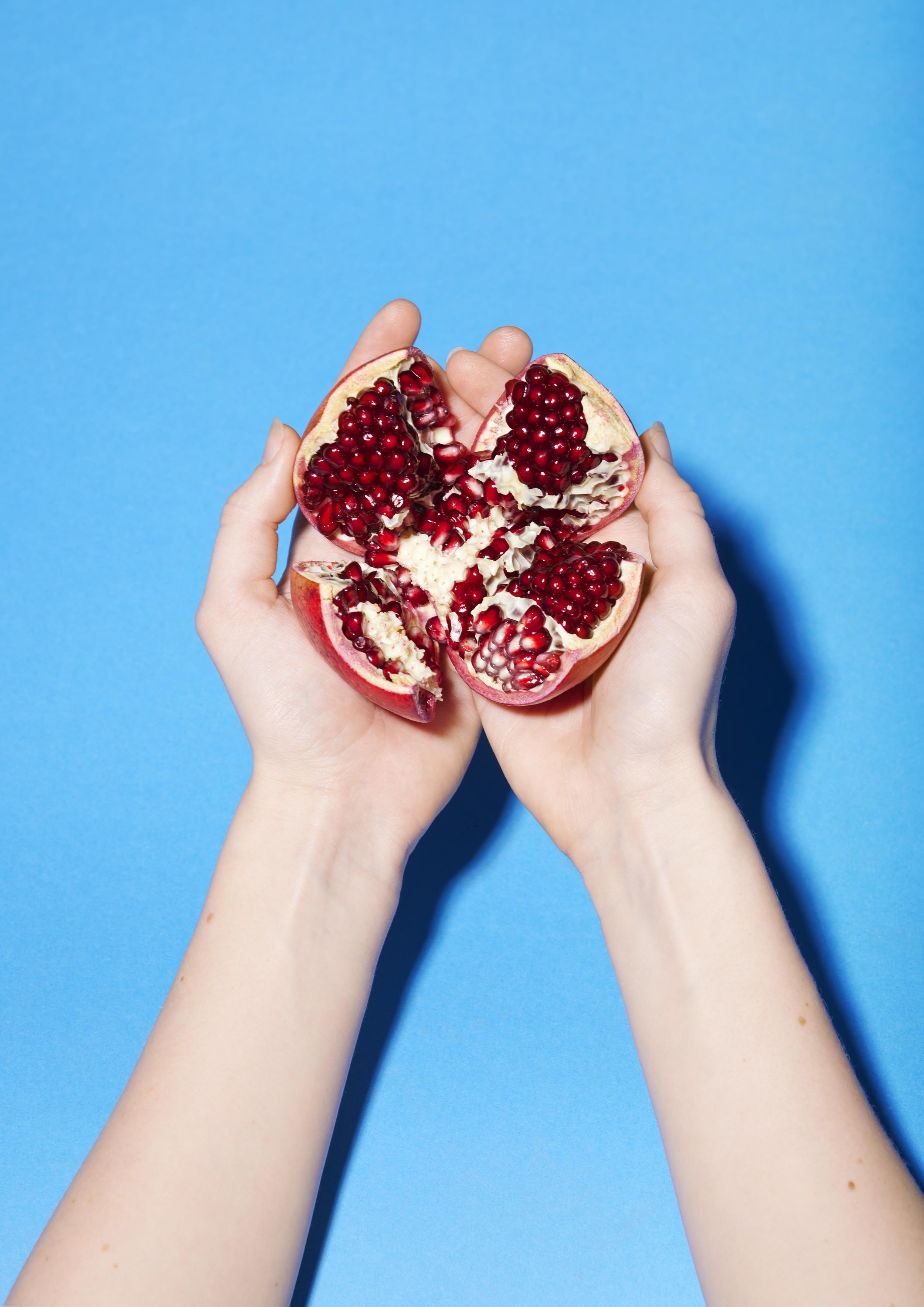 Pomegranate_Shot3_V1.jpg