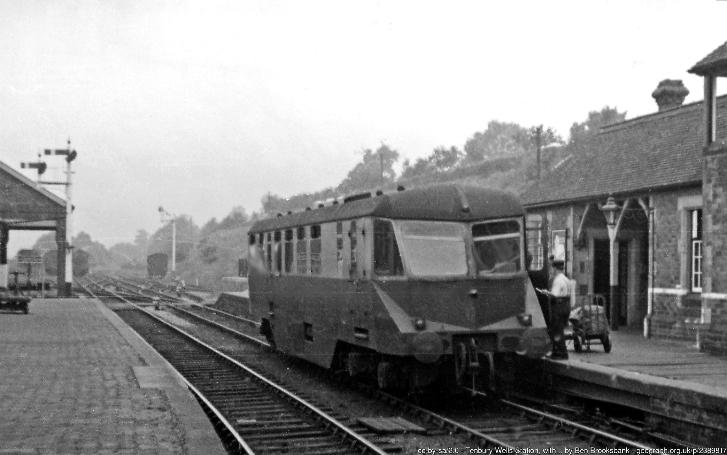 Historic image of Tenbury Wells train station
