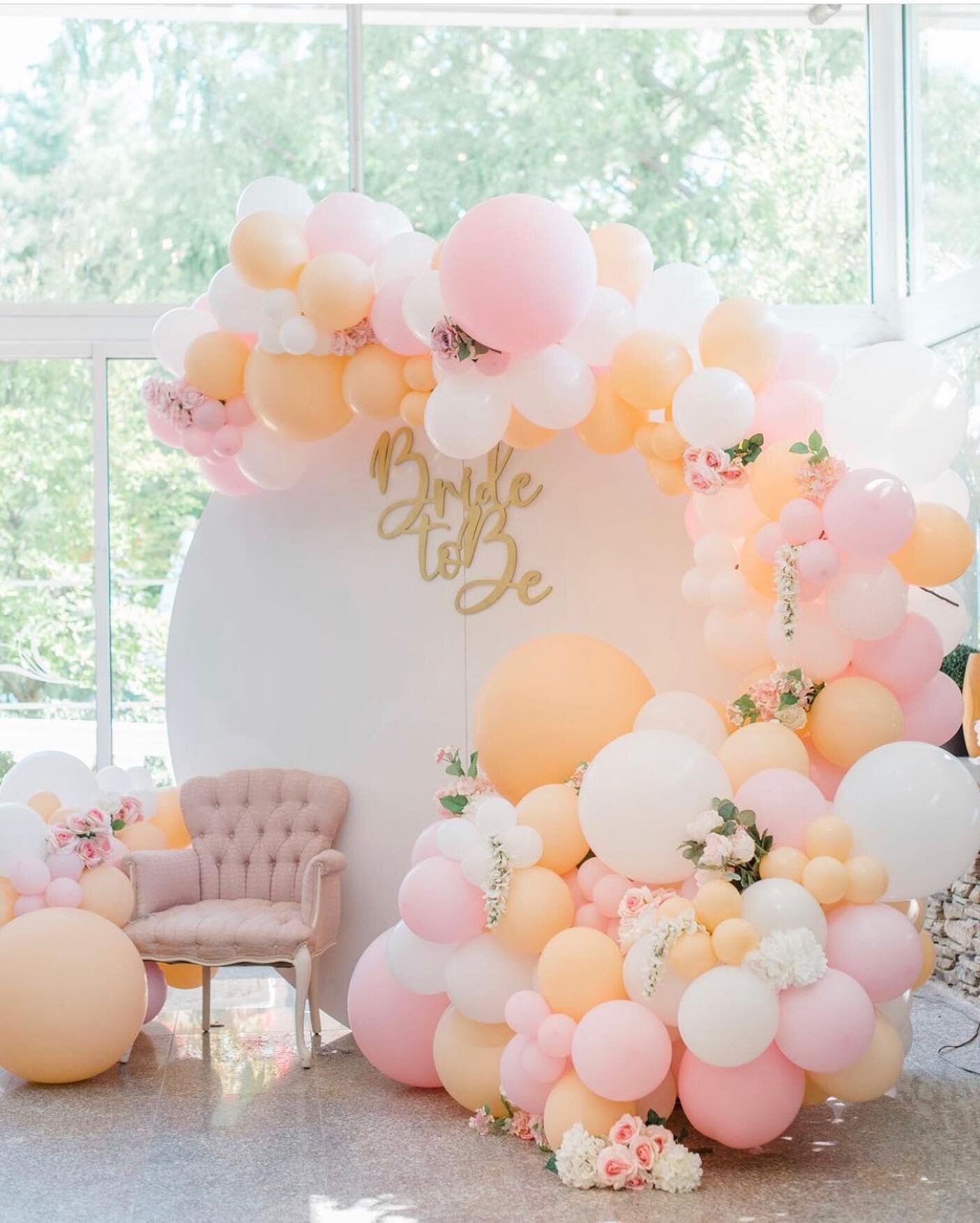 Shower season is soon approaching!  Here&rsquo;s a lil Nanette chair feature under a gorgeous balloon installation by @balloonsbysorin + backdrop by @jl_craftdesign 💕 📸: @kericalabrese
