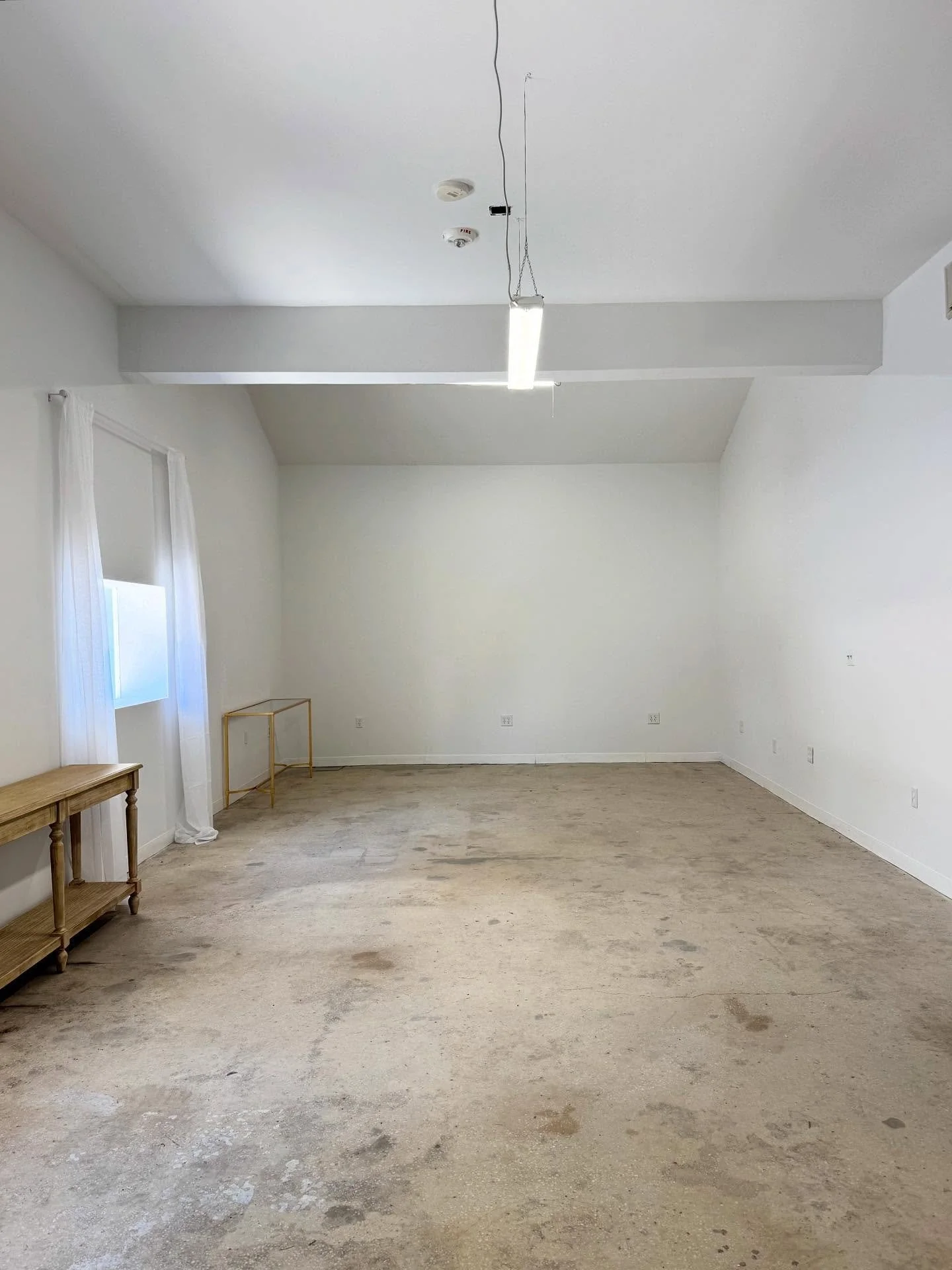✨📣 Announcement 📣✨

We are looking to rent out our studio/workspace at our Patchogue warehouse starting January 1st, 2026.  Please reach out if you or someone you know is looking for a blank space that can be used as office space or studio/creative