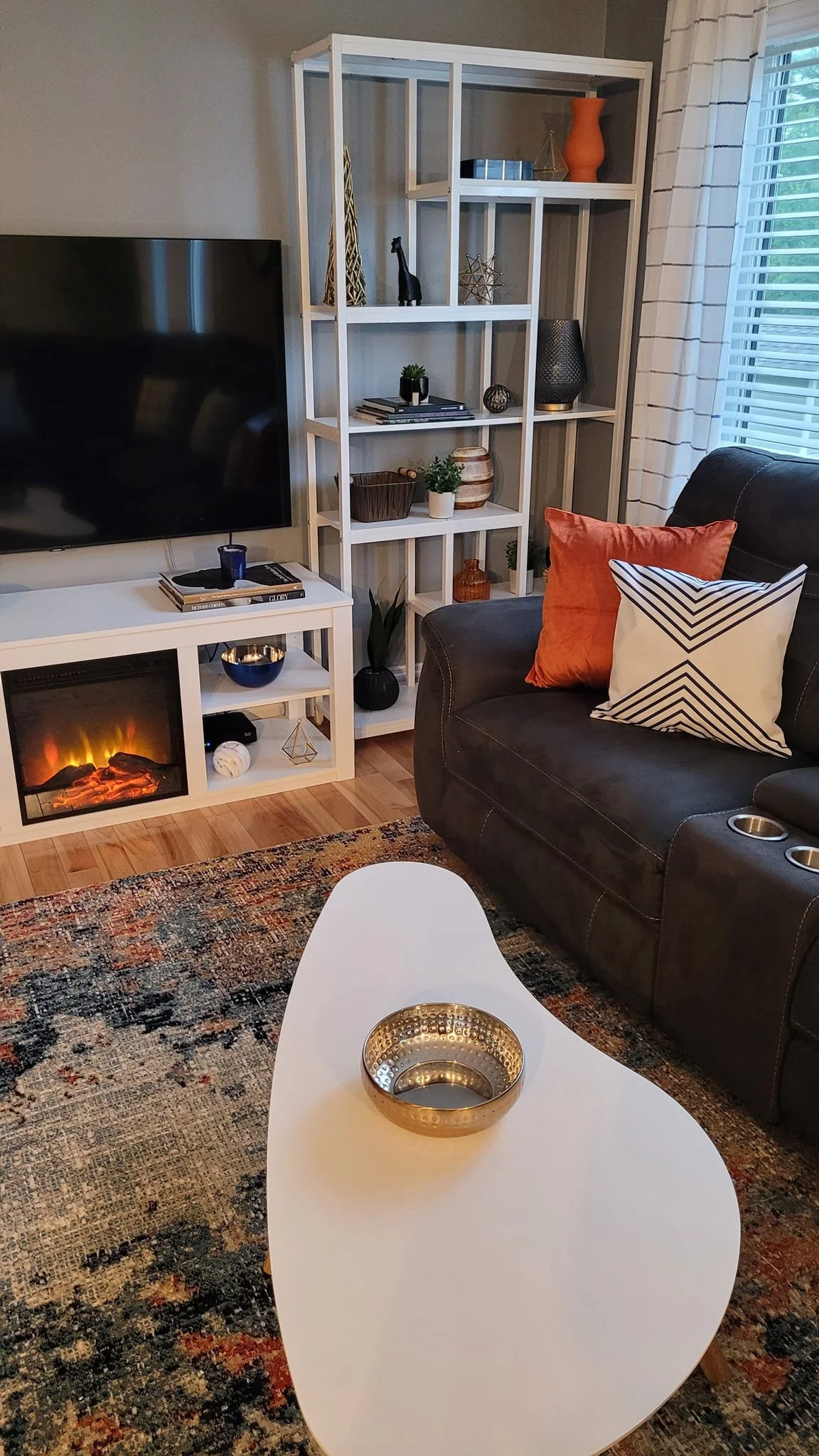 Jenspire Home Living Room Design 2.jpg