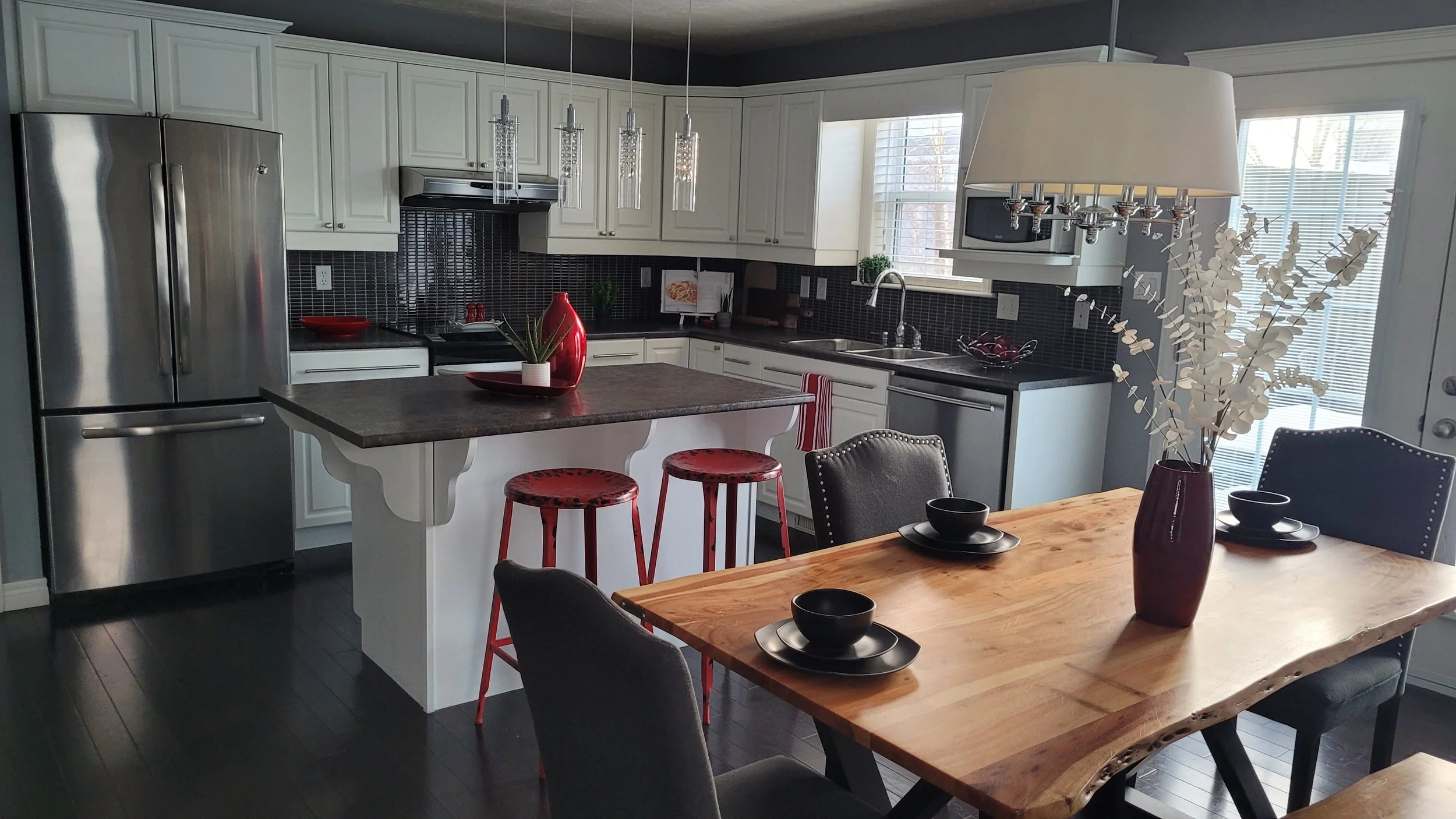 Lindsay Kitchen After Photo.jpg