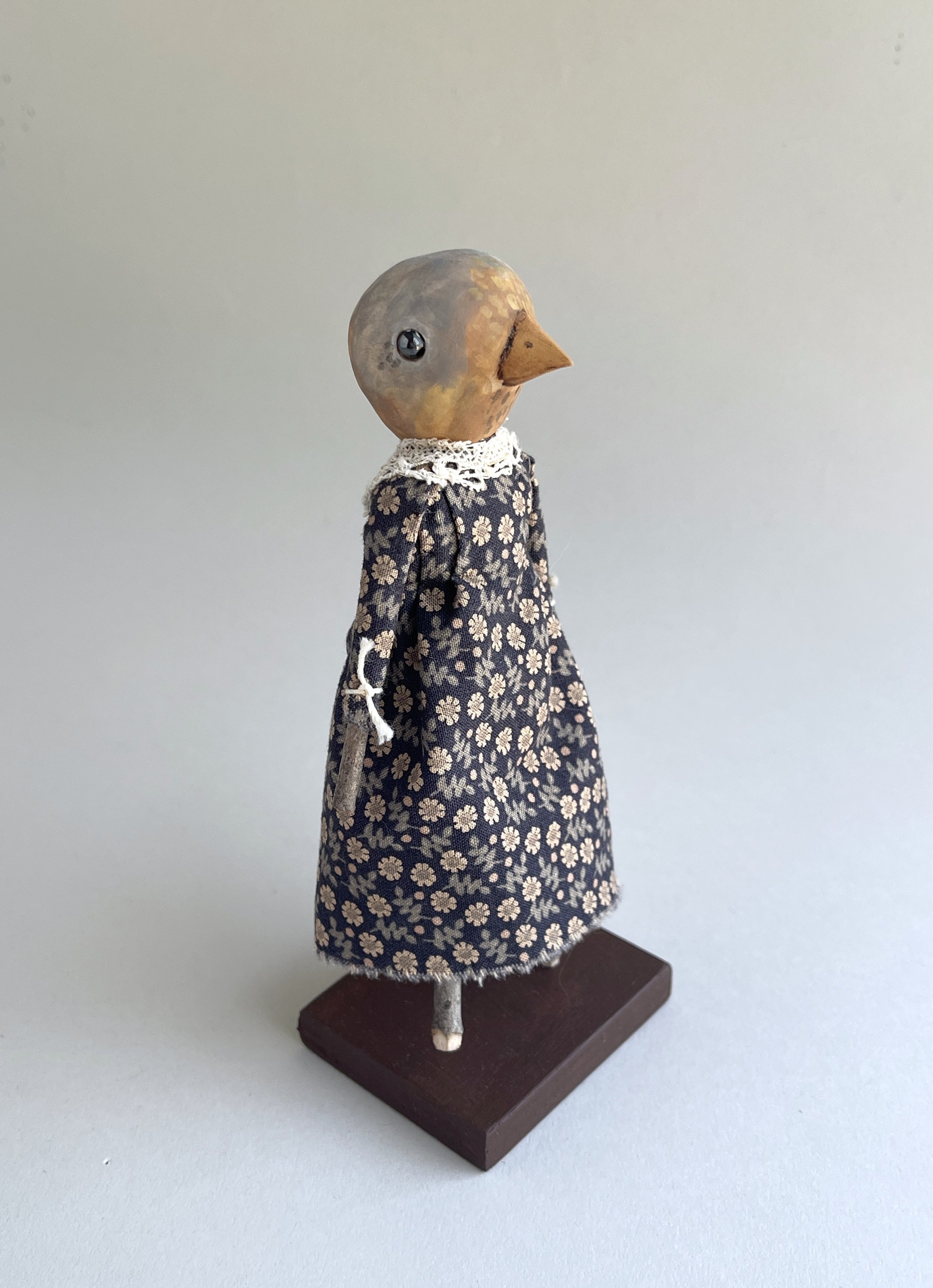 Bird doll 6" wood and cloth A