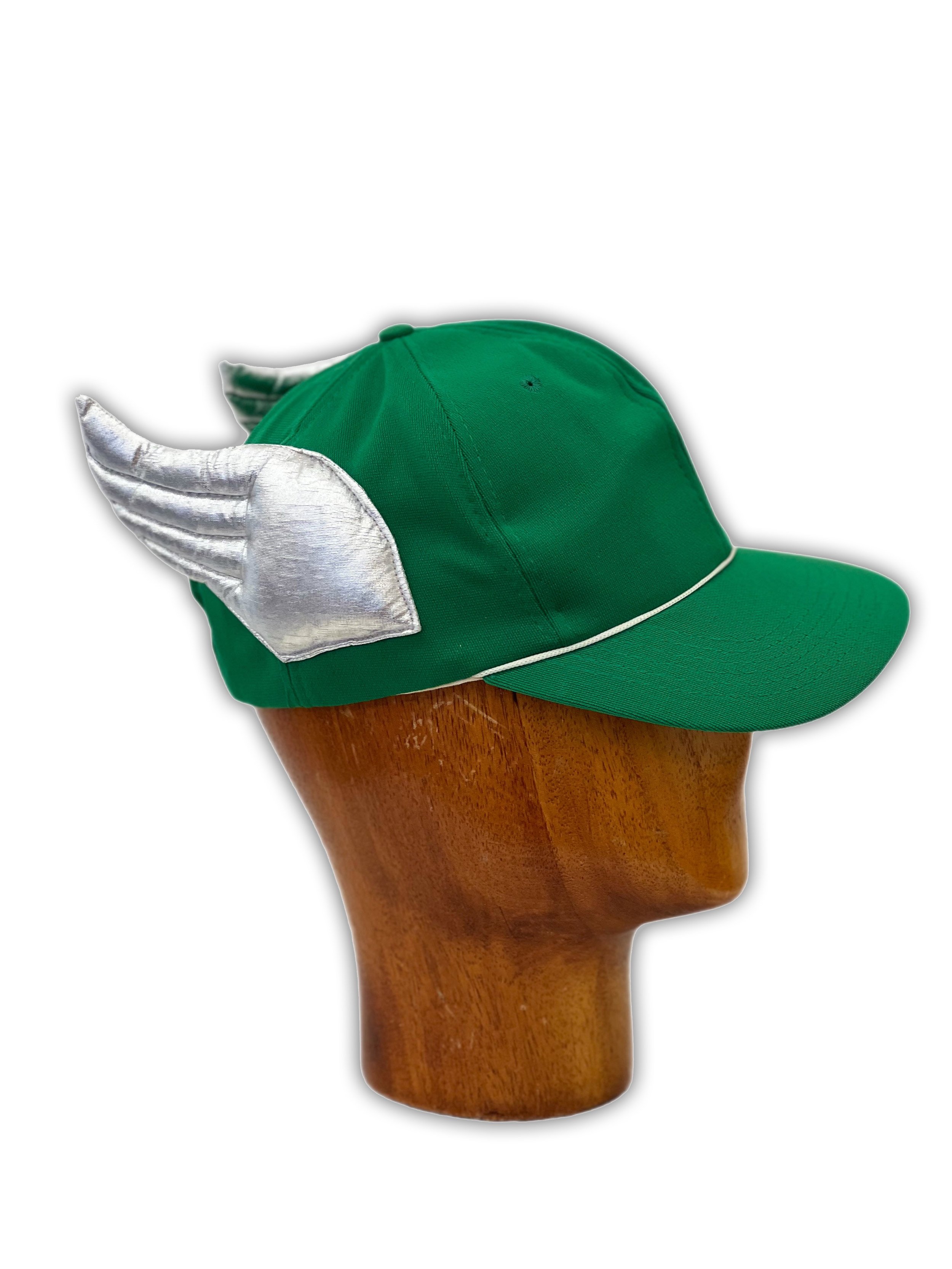 VEGIMALS_10_silverwingedhat.jpg