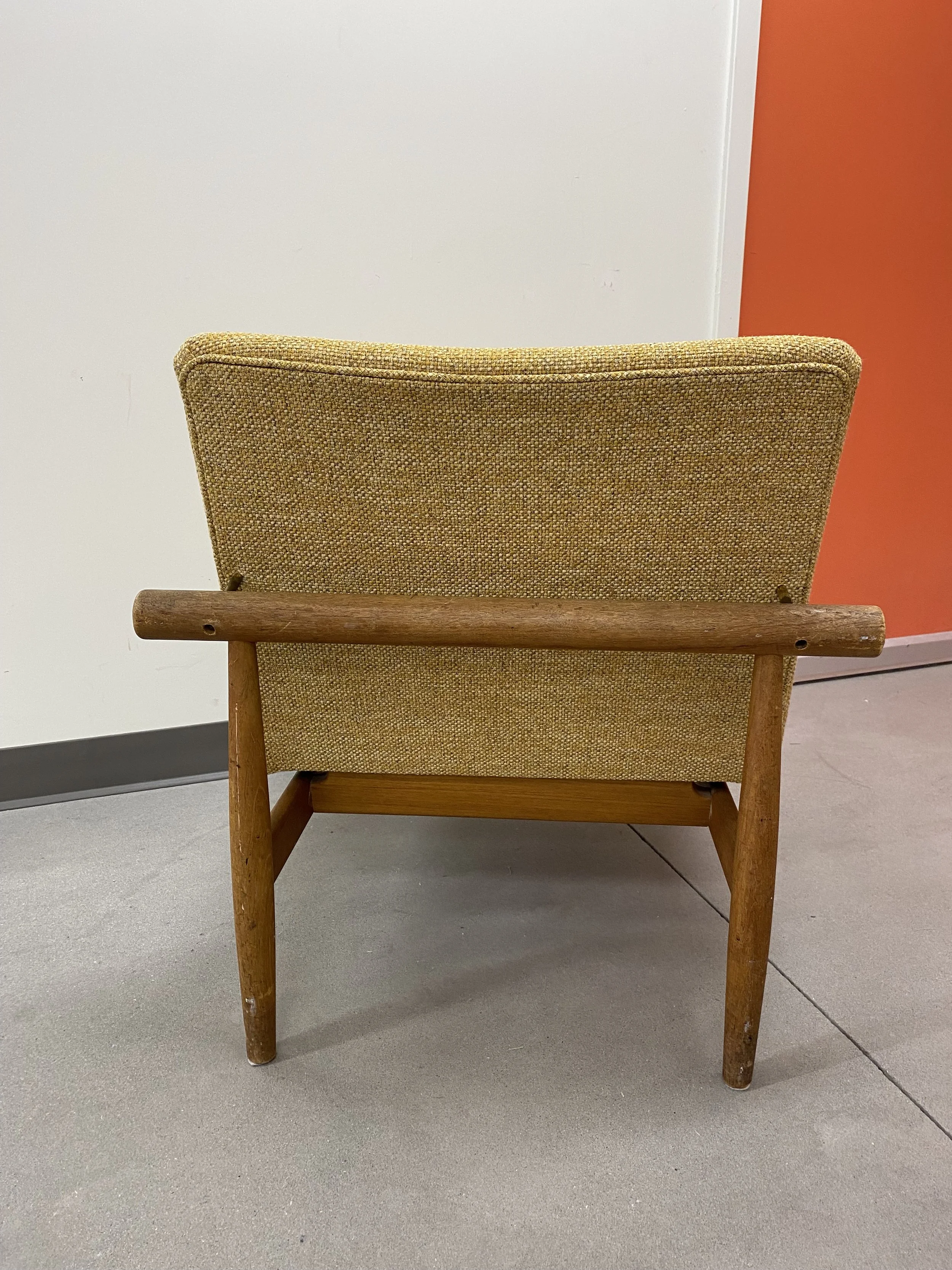 Chaise Mid-Century Projet Nicole Foutu Tissu rembourrage