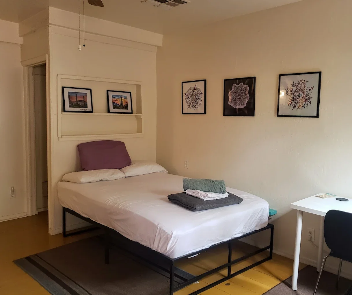 PHX hostel private room bed.webp
