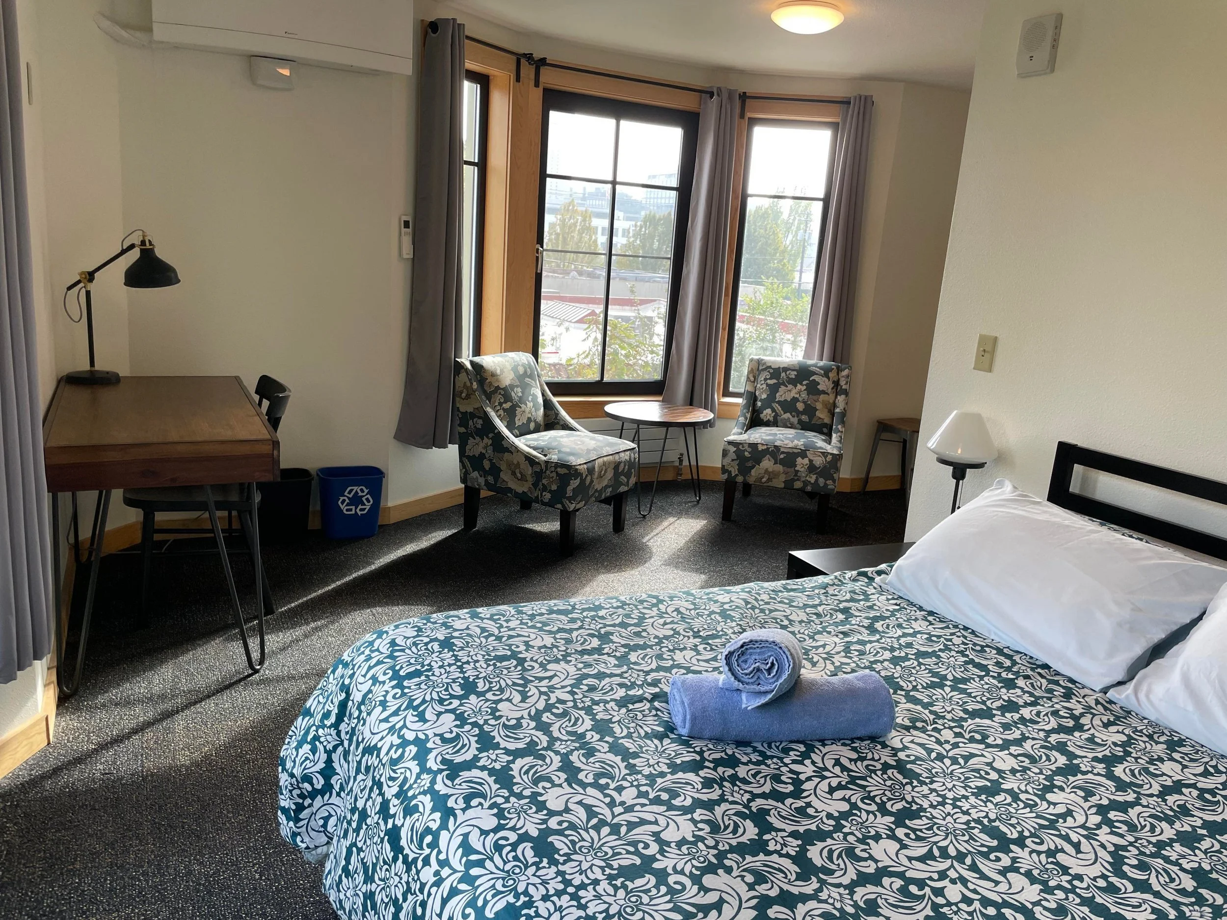 Copy of NW Portland Hostel private room.jpg