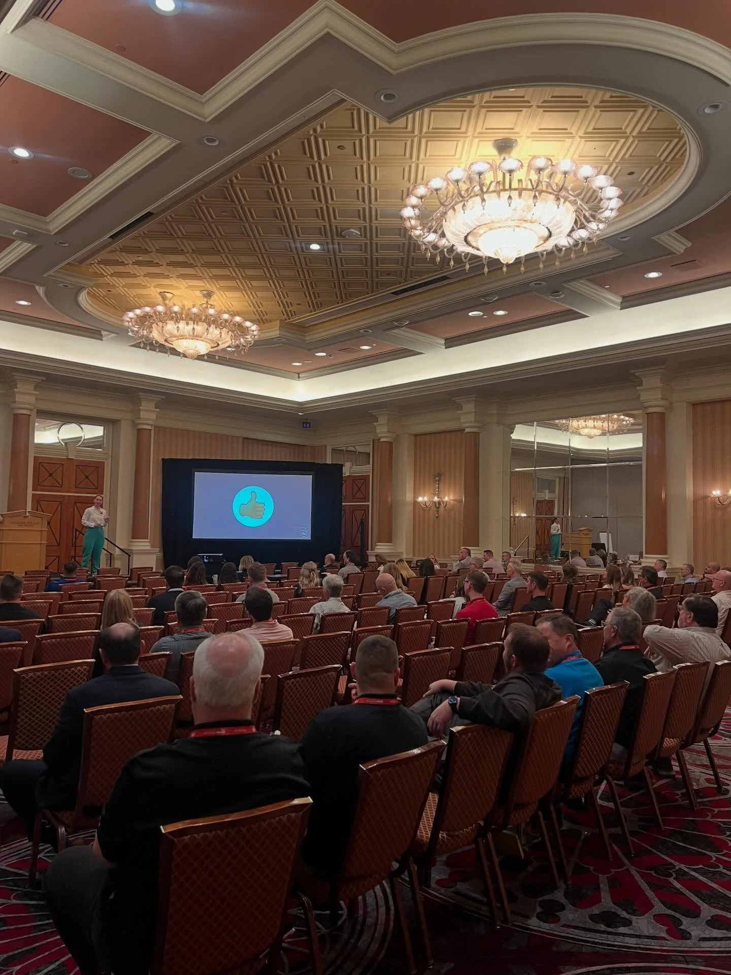 Lisa walked into this one knowing next to nothing about industrial laundries. 🫧👕🧼
 But she left informed about the necessity of 65+ wash formulas, what steam tunnels are, and the complexity behind the uniform on a factory worker, the towels in you