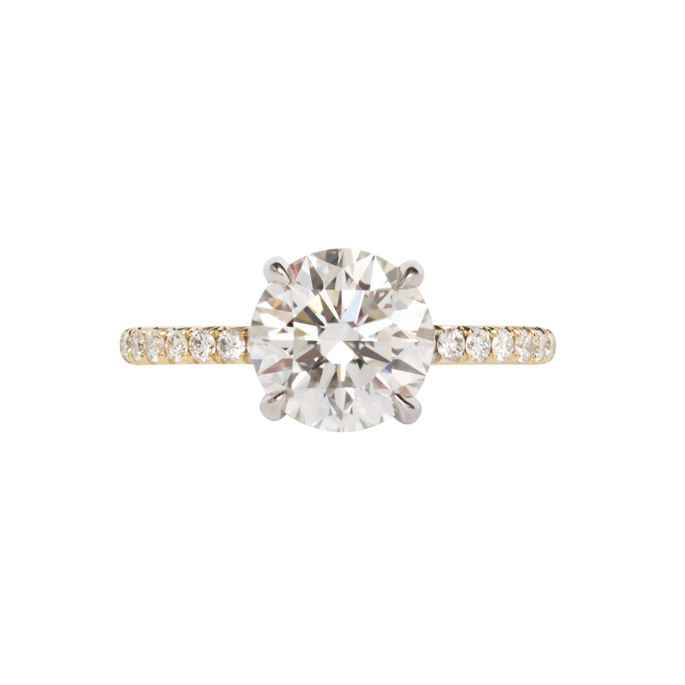 fine_jewelry_photography_yellow_gold_diamond_engagement_ring.jpeg
