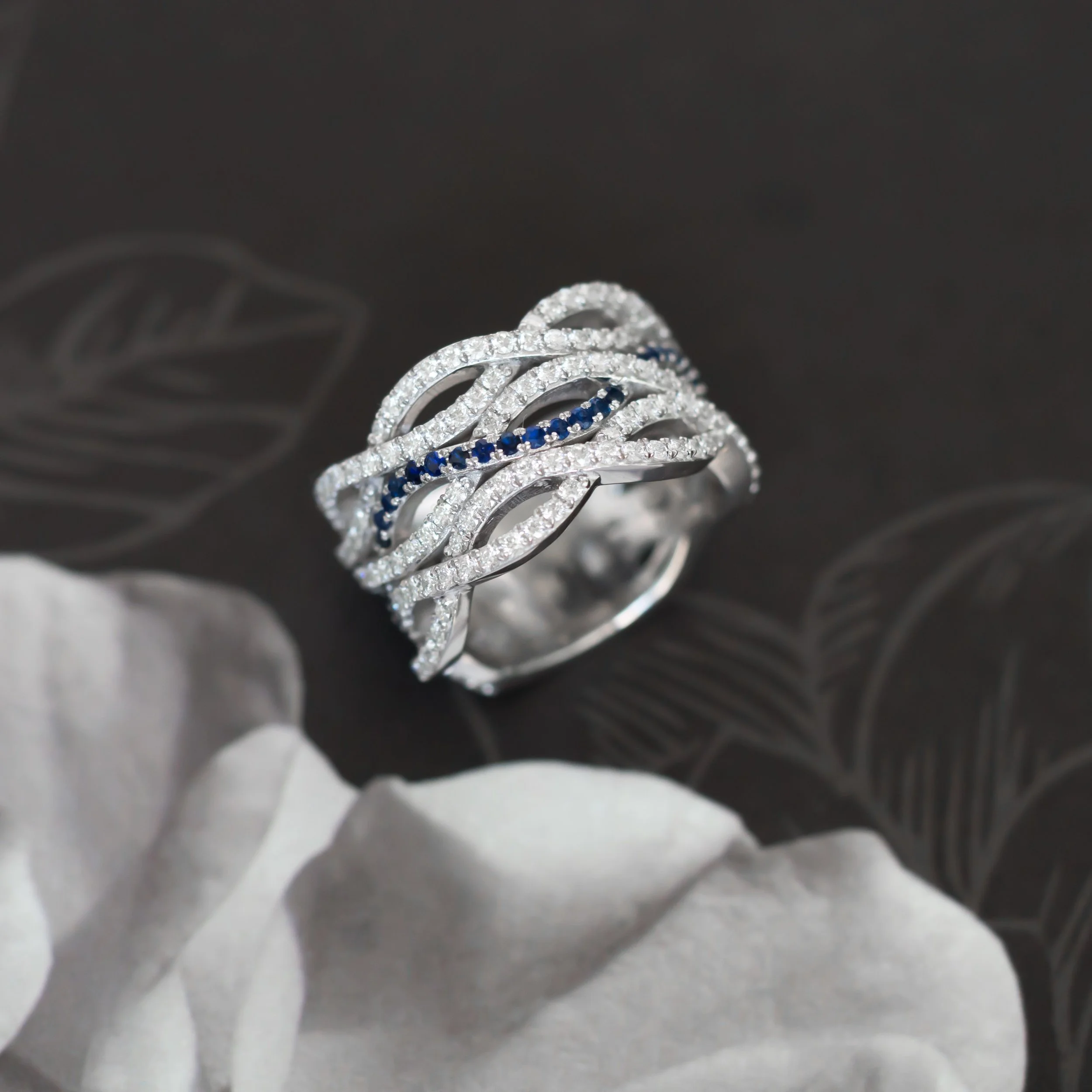 fine_jewelry_photography_white_gold_diamond_sapphire.jpeg