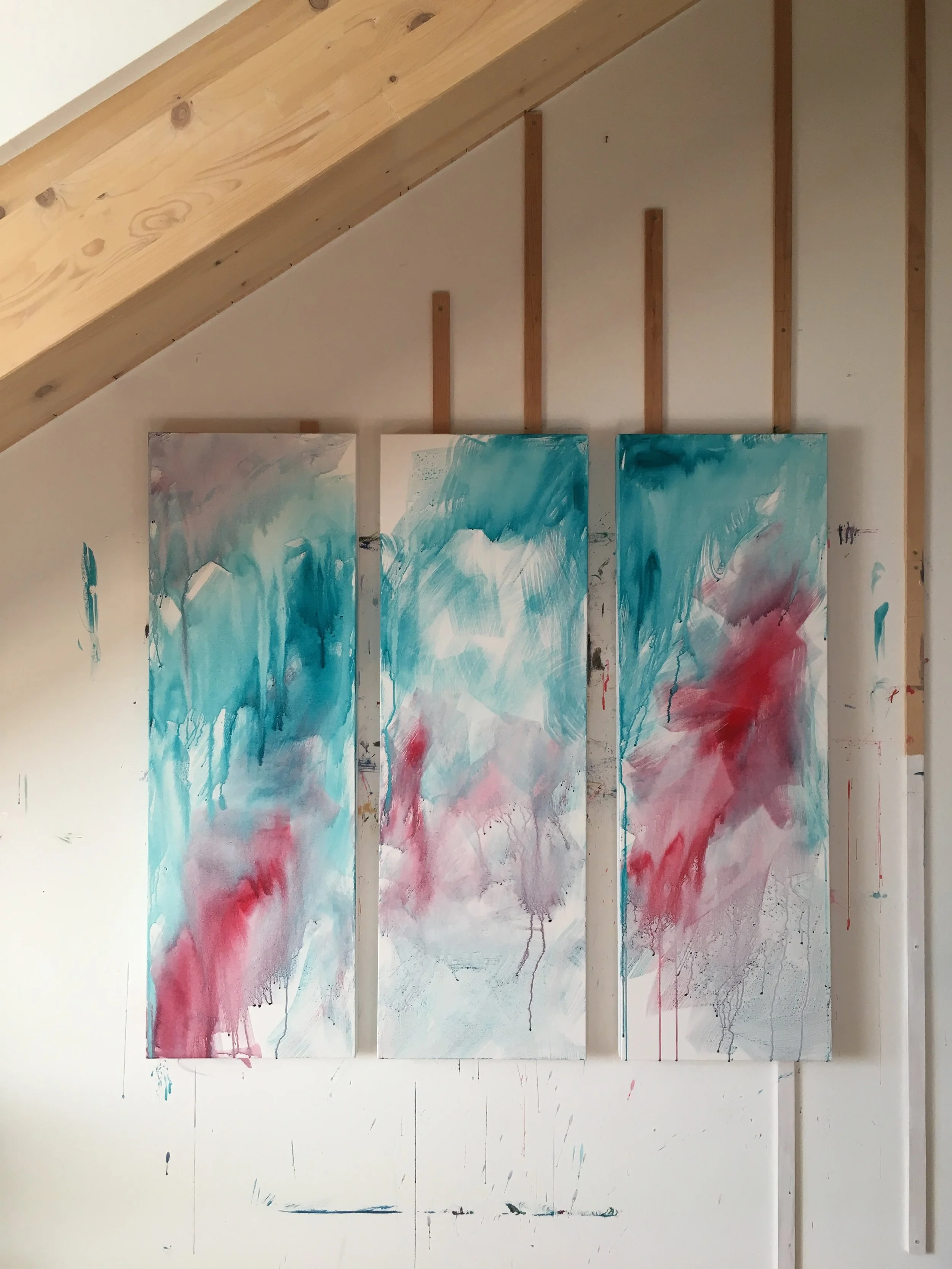 First stage is super free and colorful