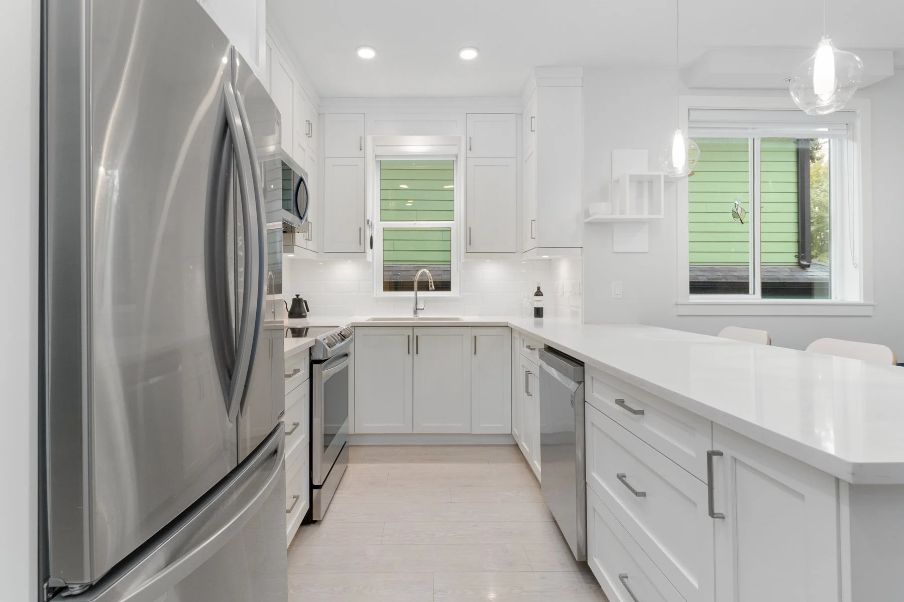 101-2763-Horley-St-Vancouver-Sam-Heller-360hometours-08s.jpg