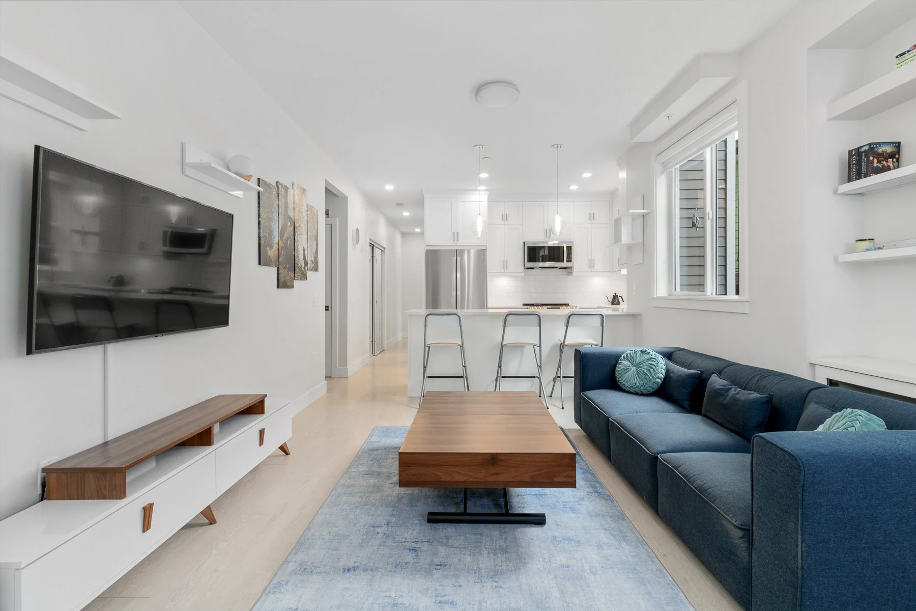 101-2763-Horley-St-Vancouver-Sam-Heller-360hometours-06s.jpg