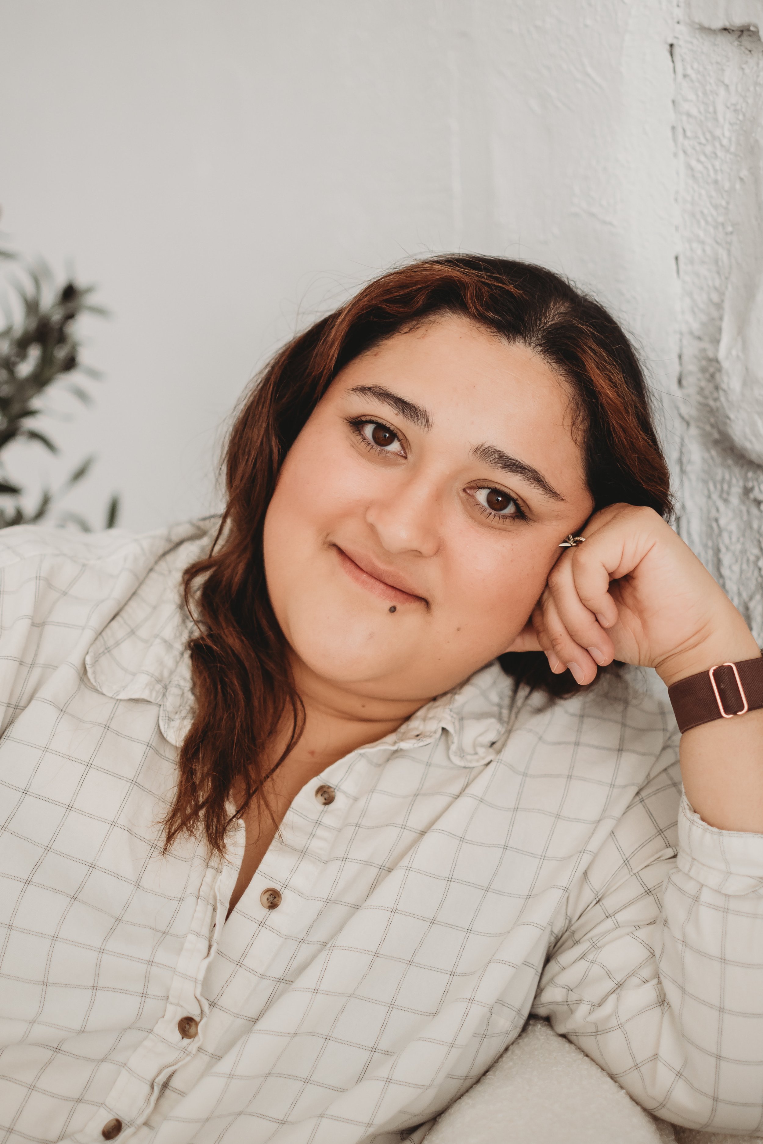 Ruth Chapman, MSW,  LMSW headshot for online therapy with Schuster Counseling Group