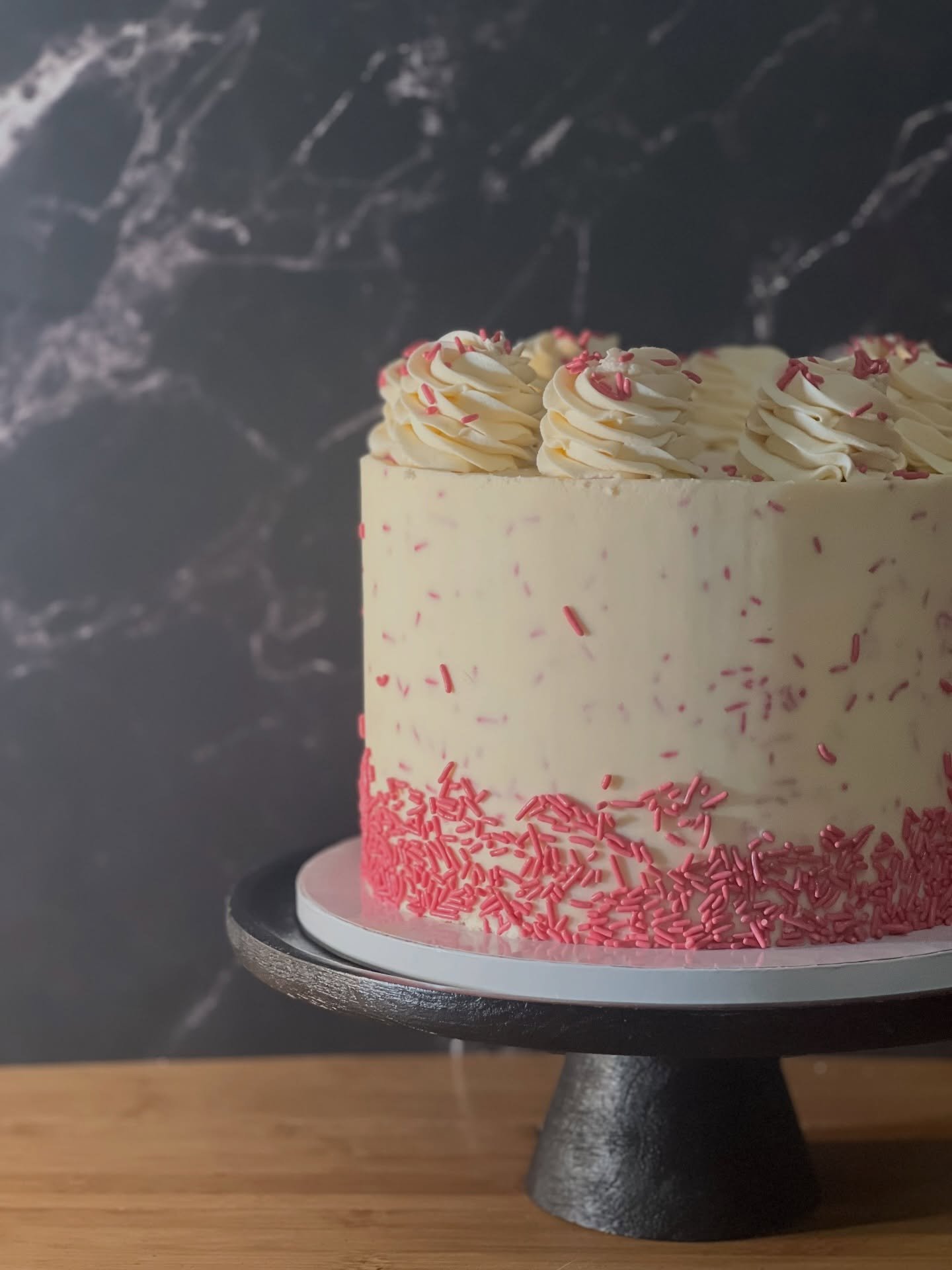 Happy Happy Love Day. Know that you are loved ❤️
And I&rsquo;m in love with these sprinkles!
.
.
.
#bakemeveganjh #vegancake #glutenfreevegancarrot cake #pinksprinkles