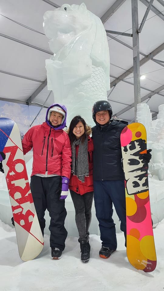 Teaching Thomas Ong Snowboarding :)