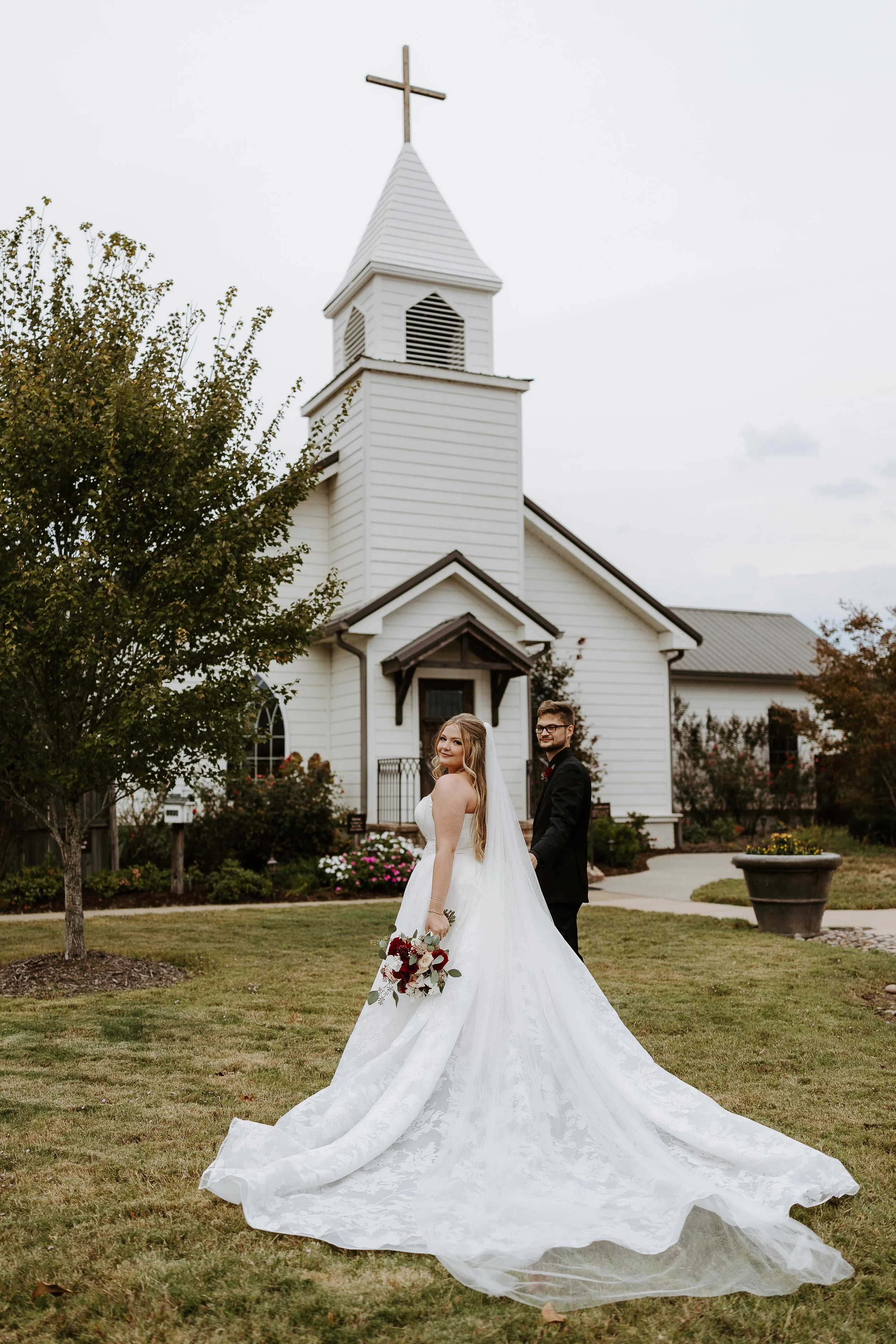 Why Becoming Picture Perfect on your Wedding Day isn’t as Simple as it Looks