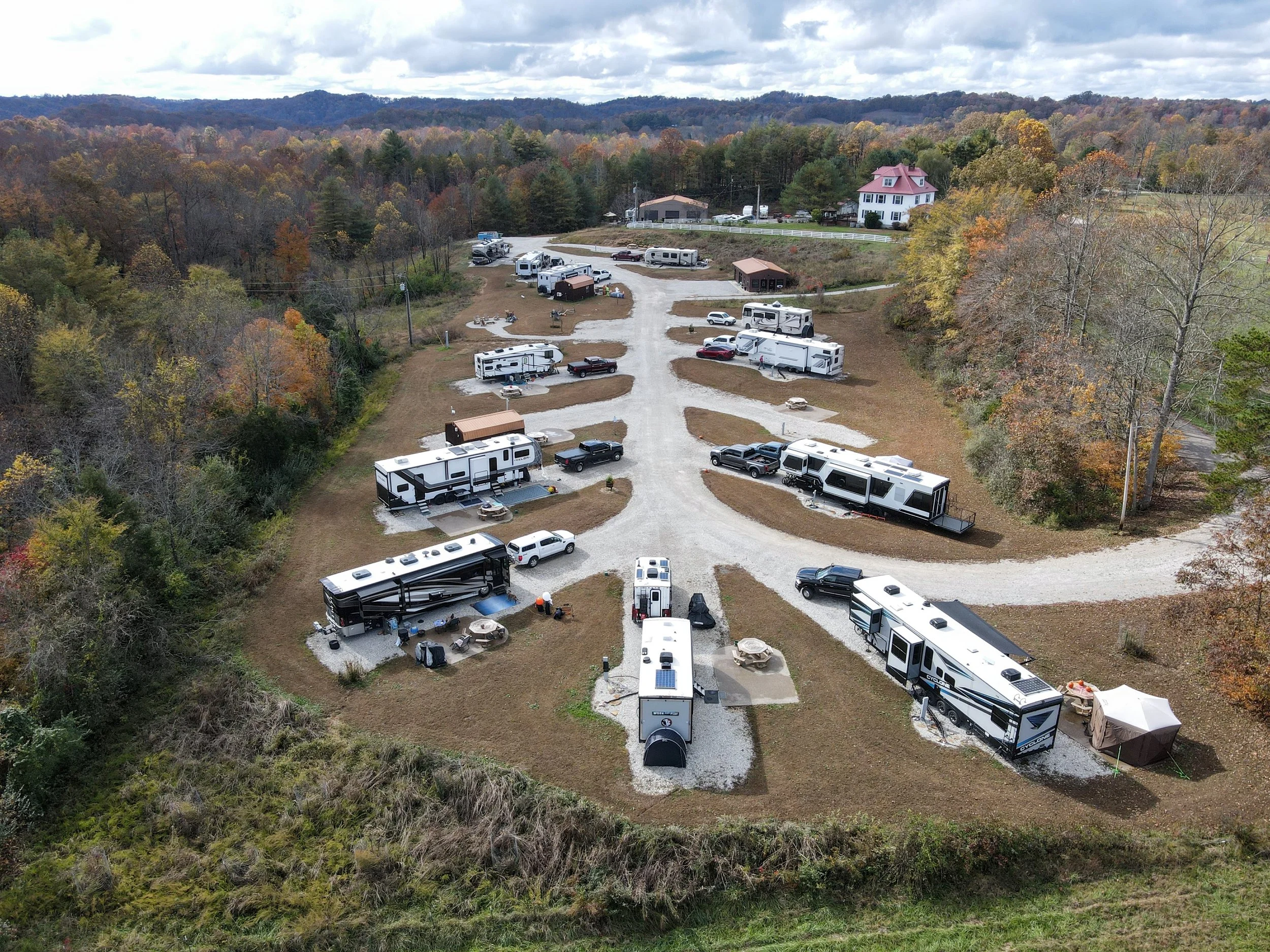 dji_fly_20251102_132204_44_1762108658529_photo (1).jpg