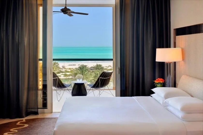 Park Hyatt Abu Dhabi Hotel and Villas Saadiyat Island beach and Gulf horizon