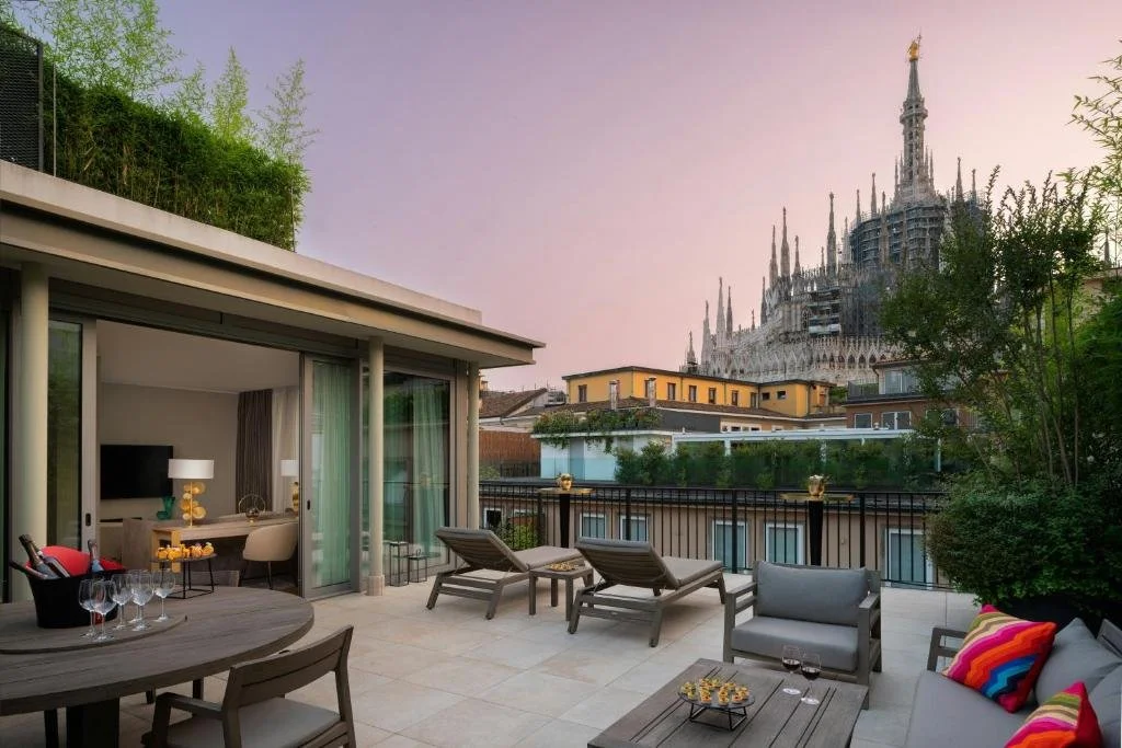 Rosa Grand Milano Duomo Terrace Penthouse with spectacular Duomo view